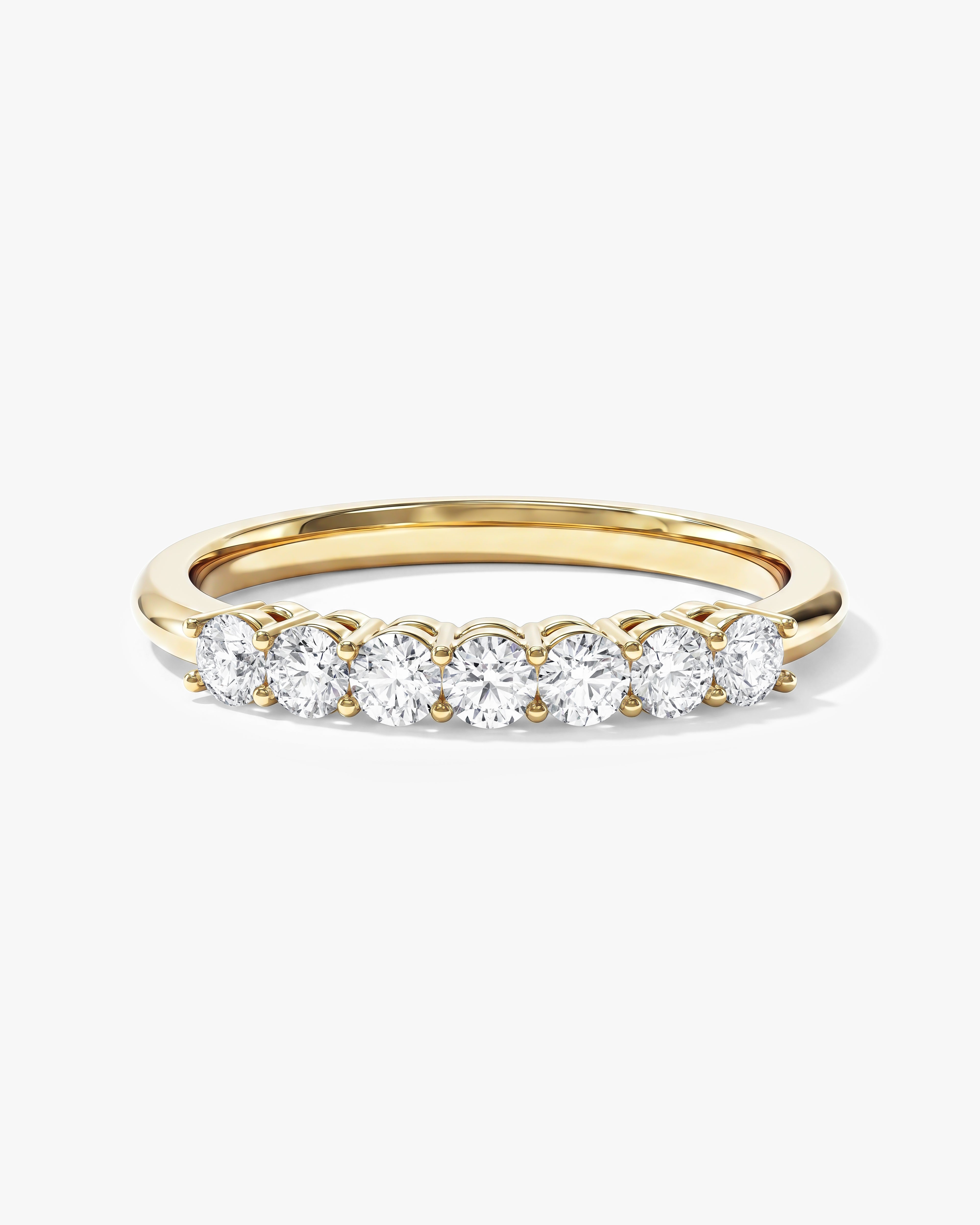 Klassischer Sieben-Stein Jubiläumsring (0,35 CT TW)
