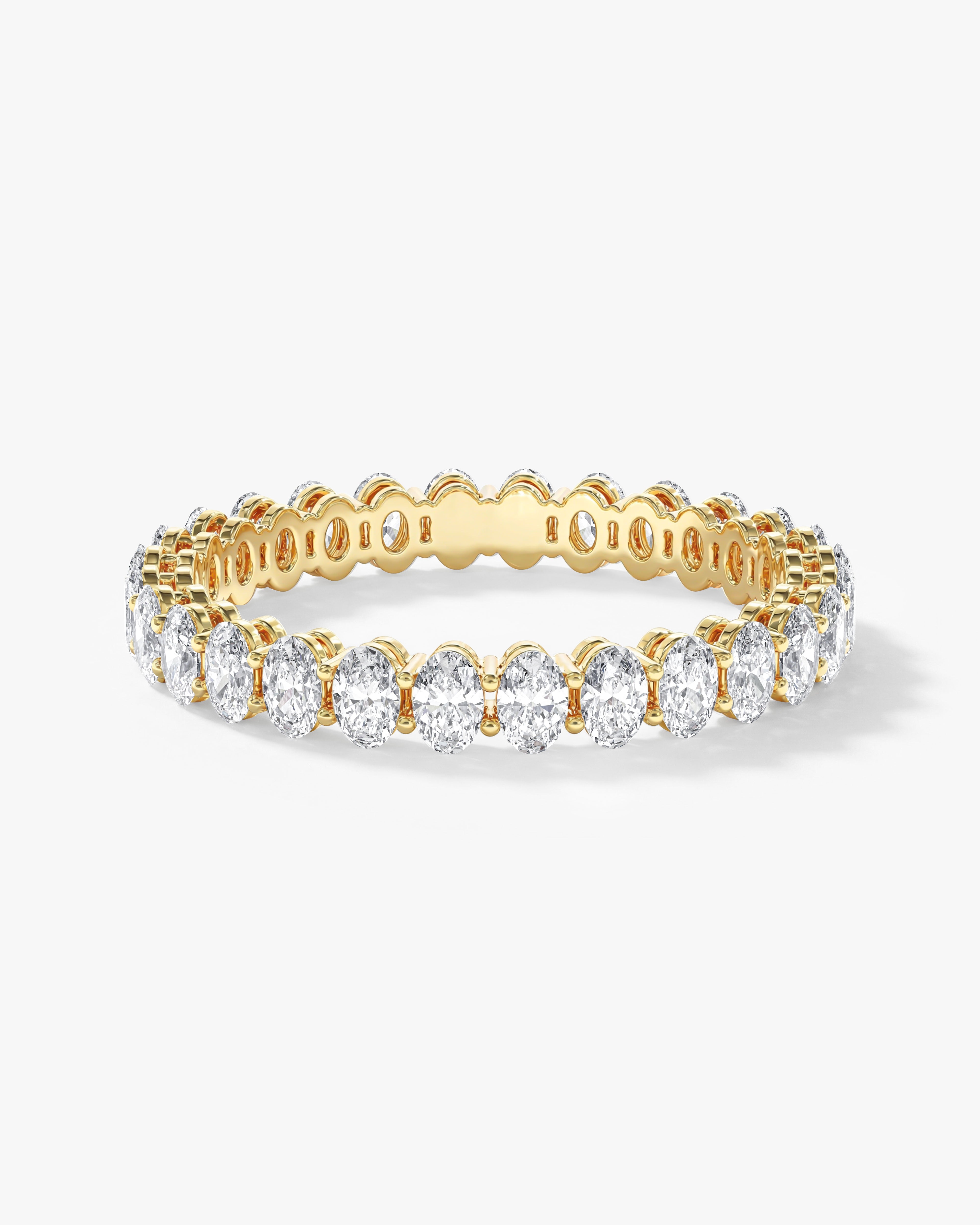Ewigkeitsring mit Ovalschliff und geteilten Krappen (1,50 CT TW)