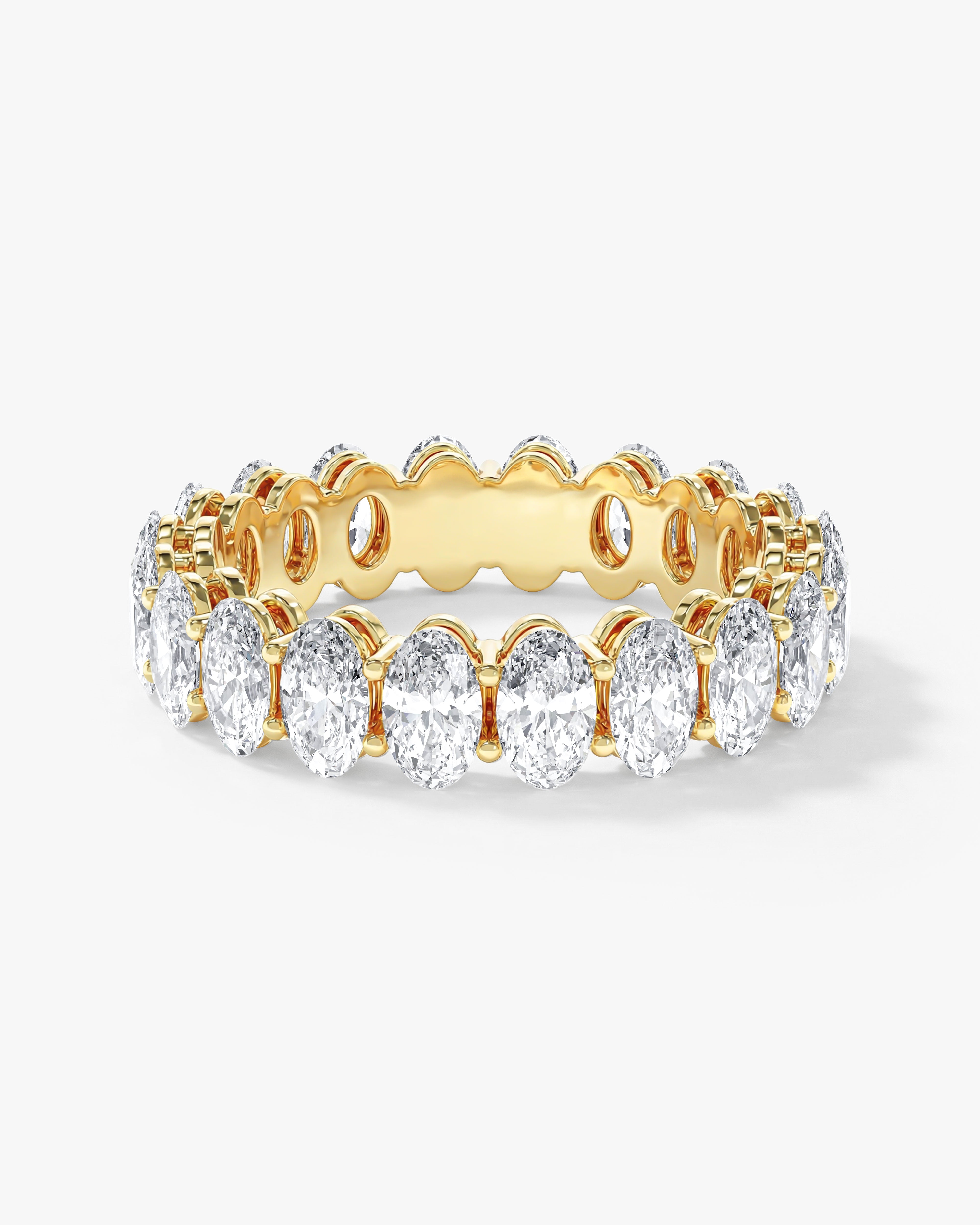 Ewigkeitsring mit Ovalschliff und geteilten Krappen (1,50 CT TW)