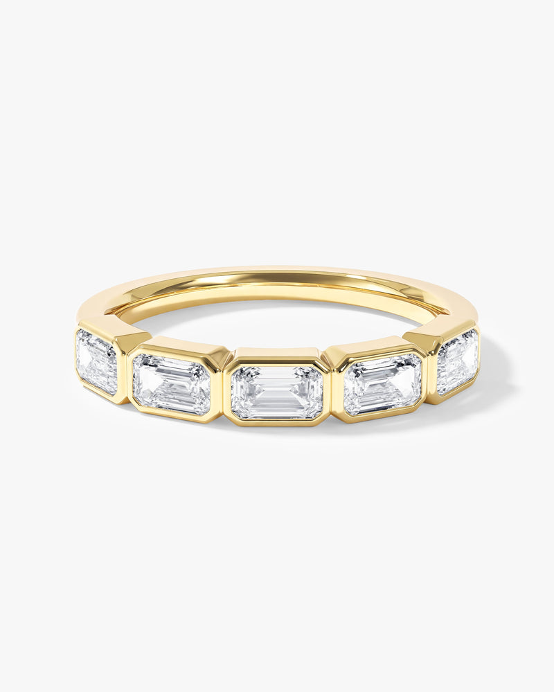 Ewigkeitsring mit Smaragdschliff in horizontaler Zargenfassung (1,50 CT TW, halb besetzt)