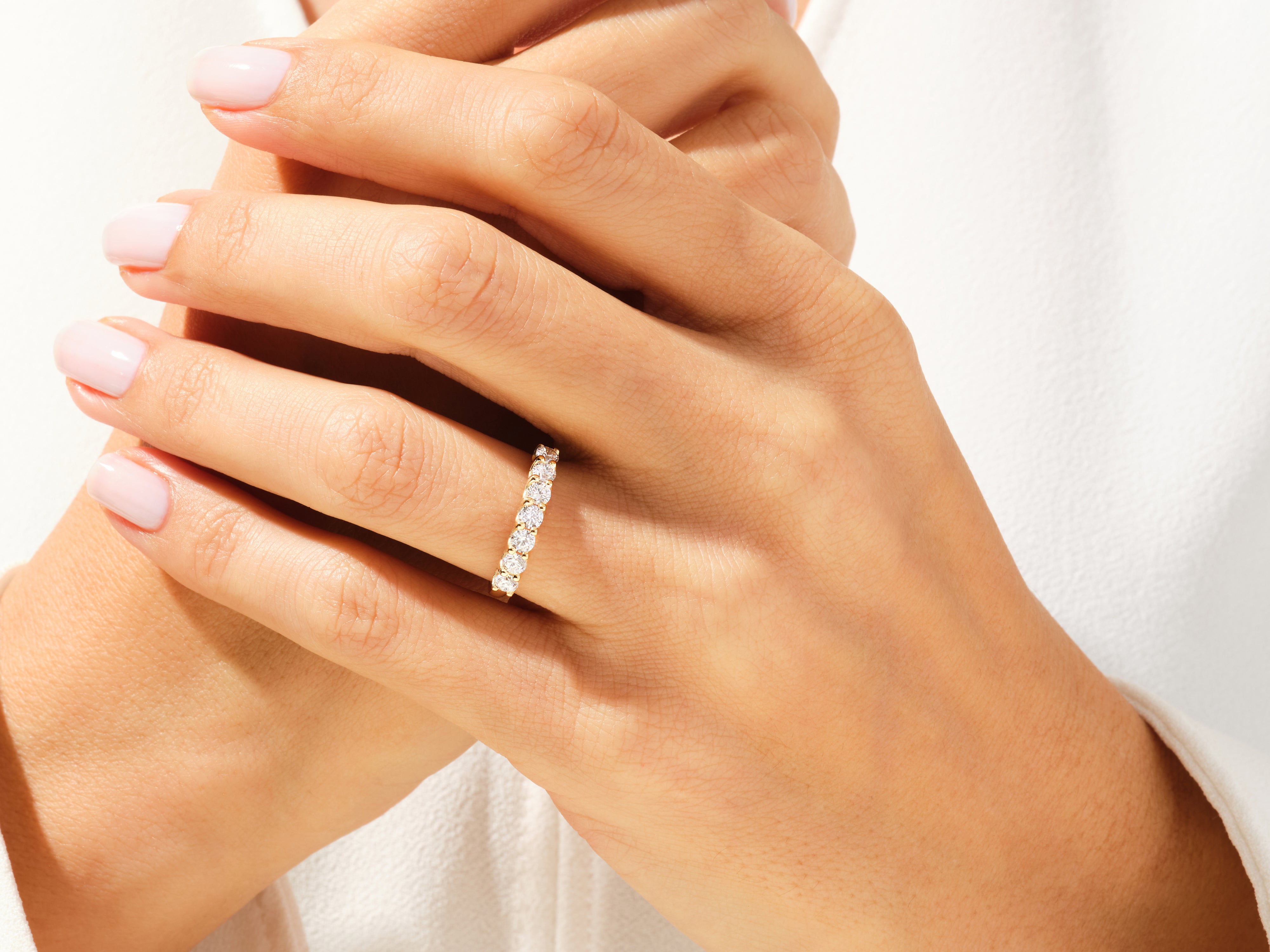 U-Krappen Sieben-Stein Diamant-Jubiläumsring (0,70 CT TW)