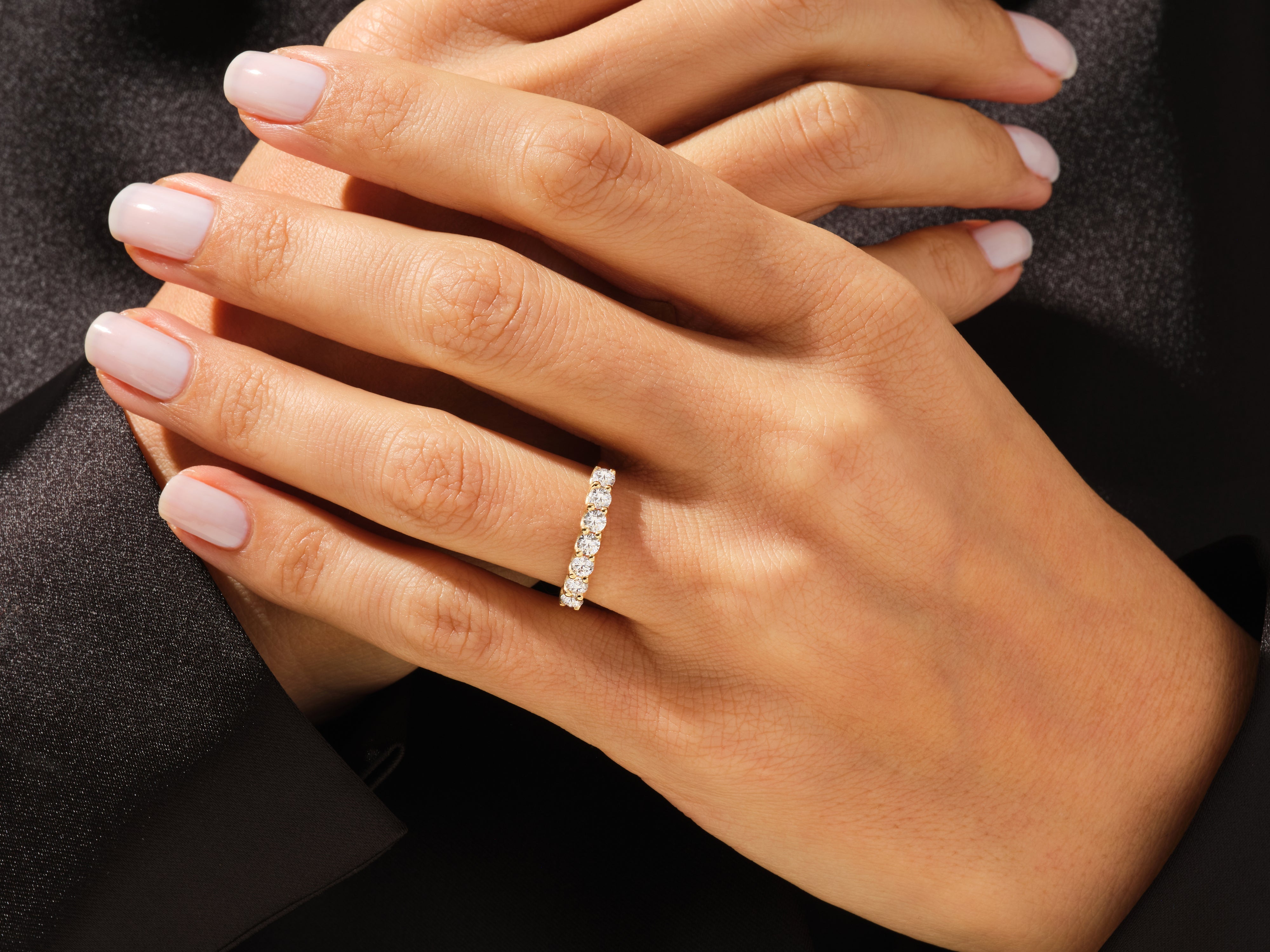 U-Krappen Sieben-Stein Diamant-Jubiläumsring (0,70 CT TW)