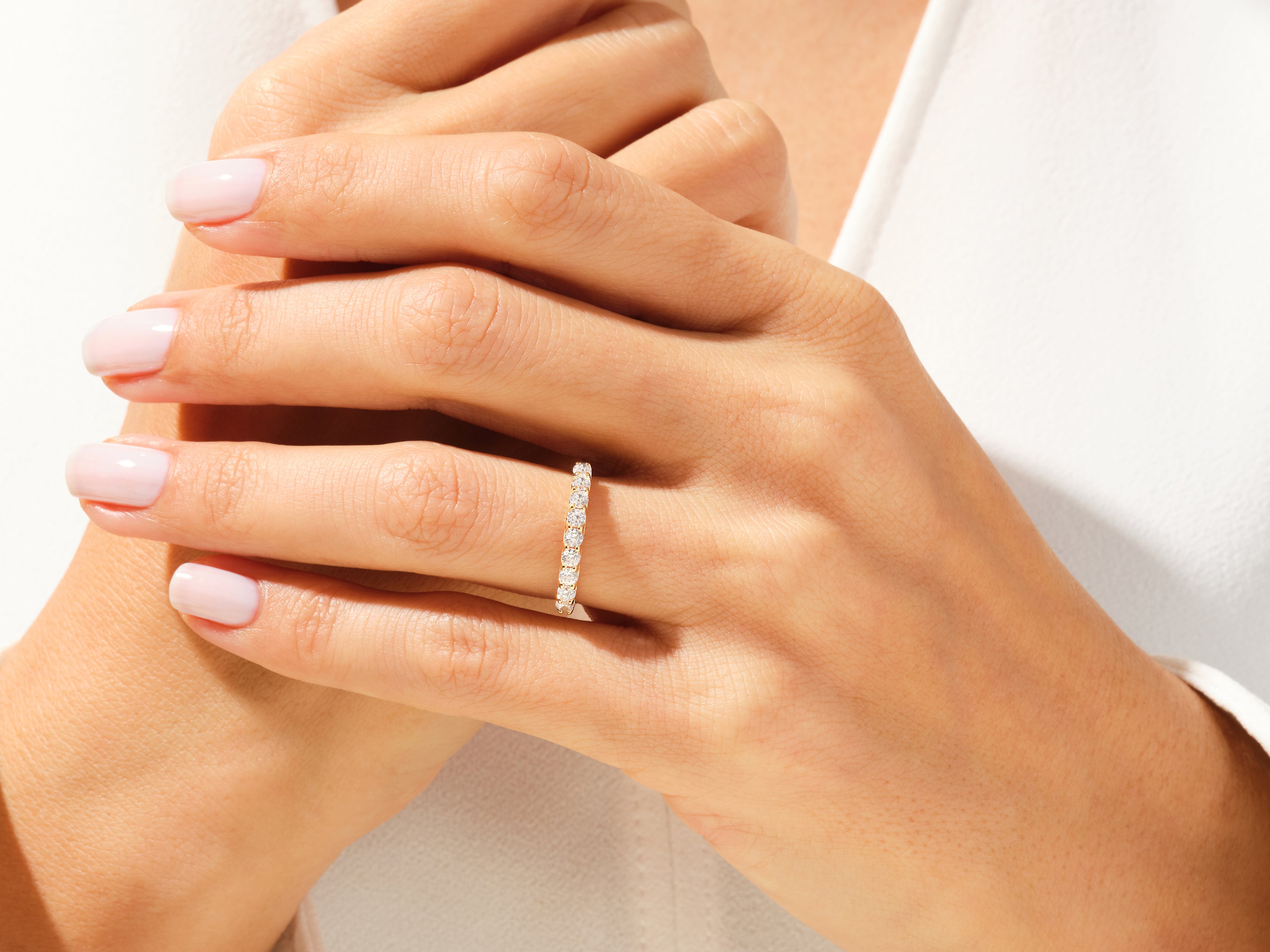 Trellis Neun-Stein Moissanit-Jubiläumsring (0,45 CT TW)