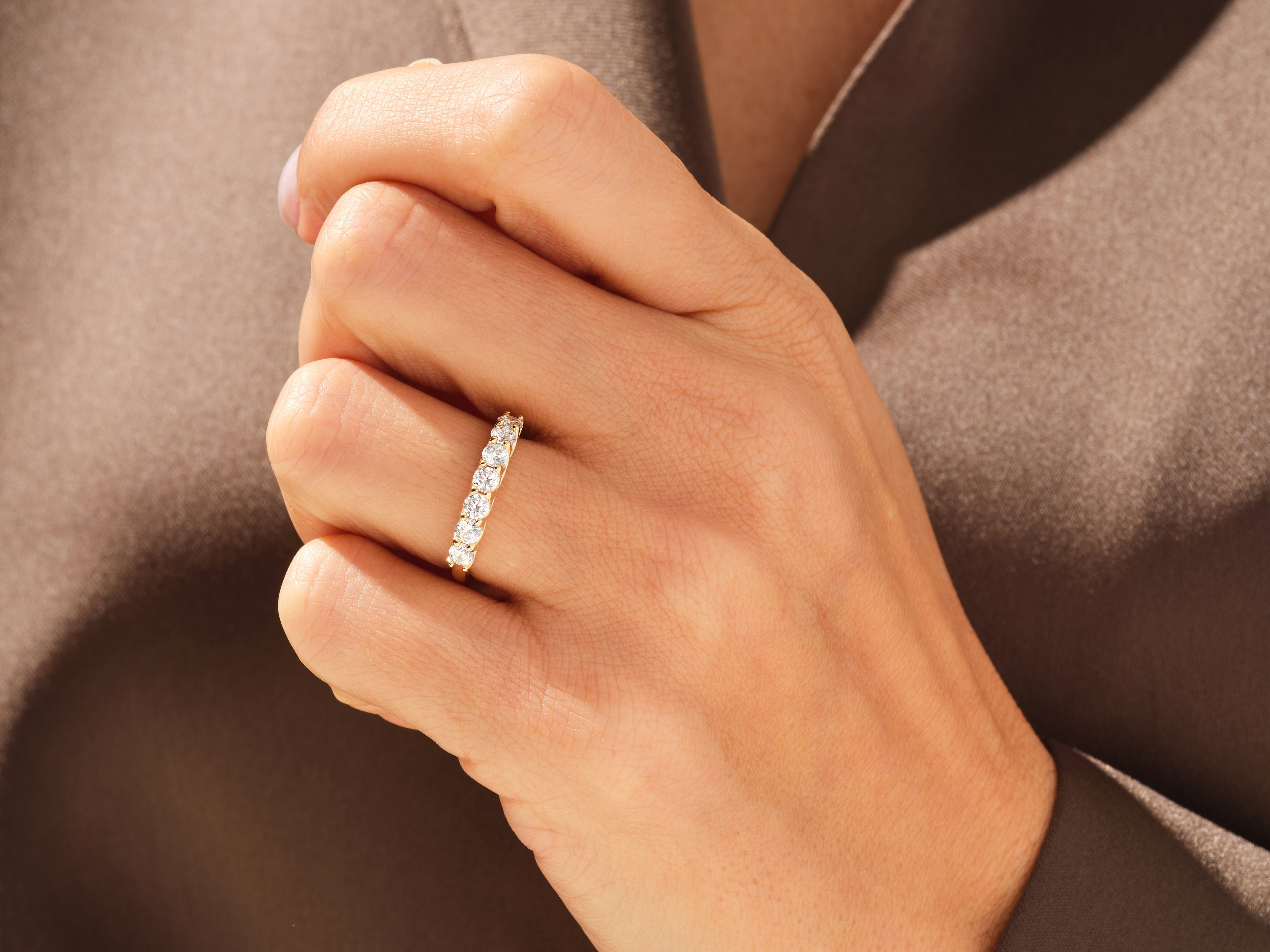 Trellis Sieben-Stein Moissanit-Jubiläumsring (0,70 CT TW)