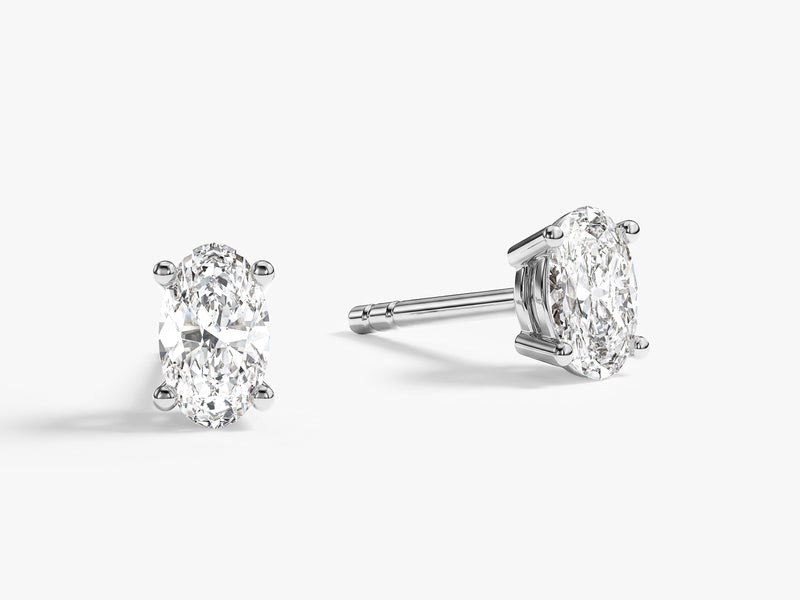 Ovale Ohrstecker (0,50 ct tw)