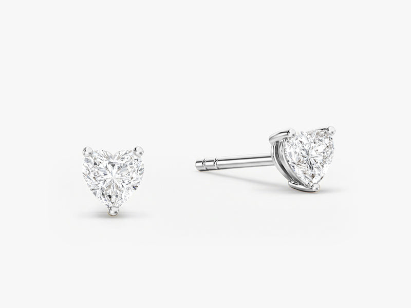 Herzensförmige Ohrstecker (0,50 ct tw)