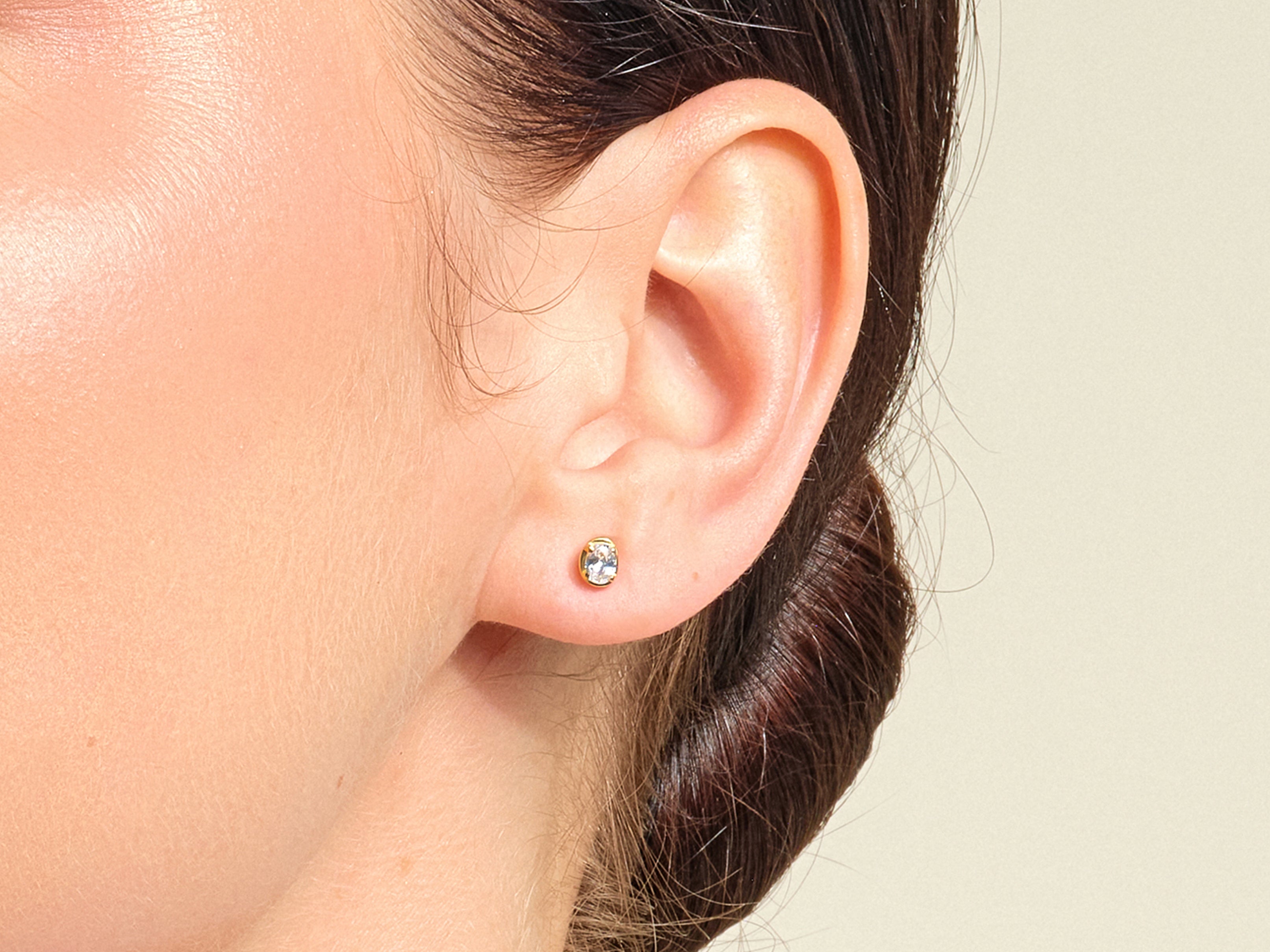 Oval Diamant-Ohrstecker