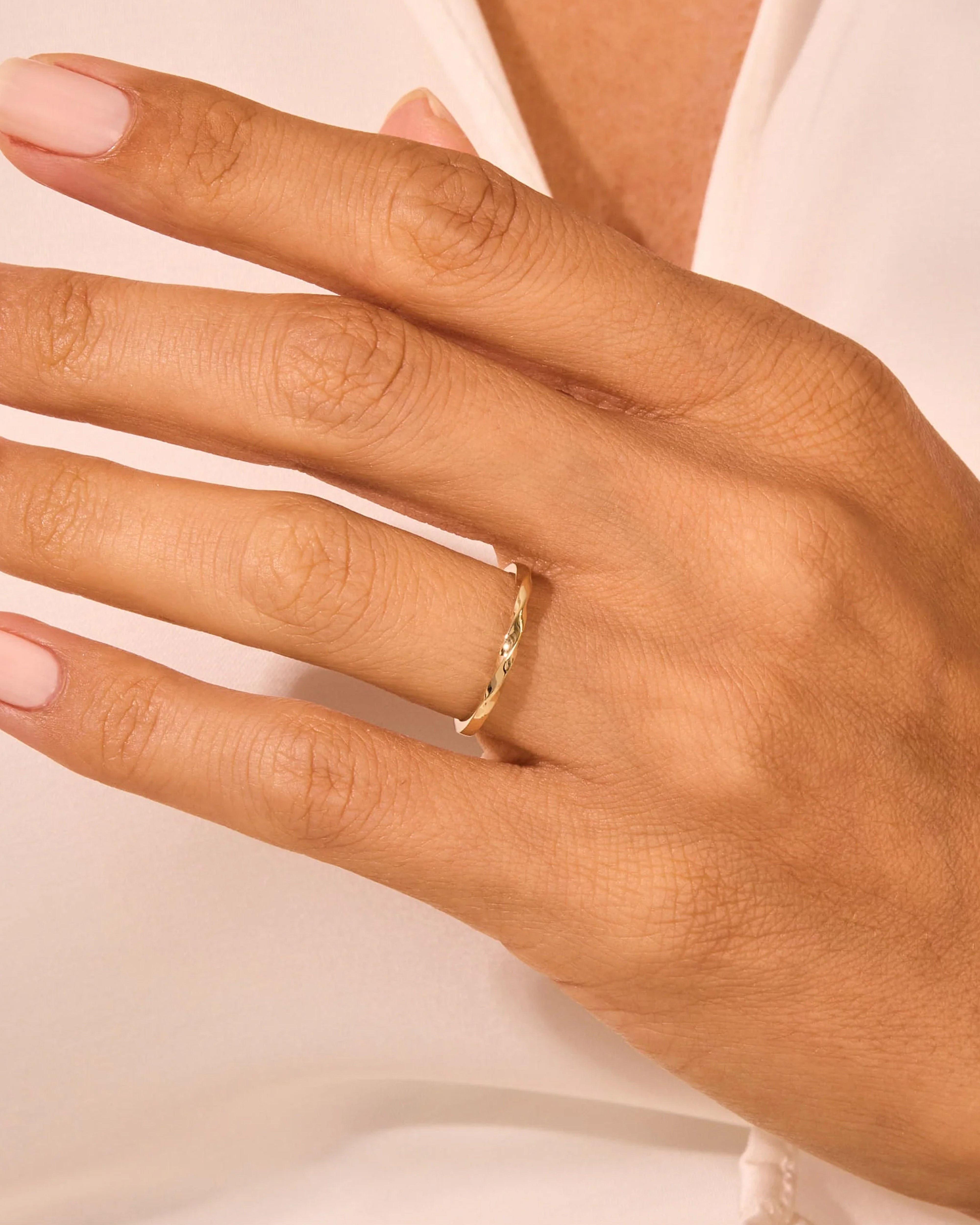 Ring mit Gedrehter-Detail
