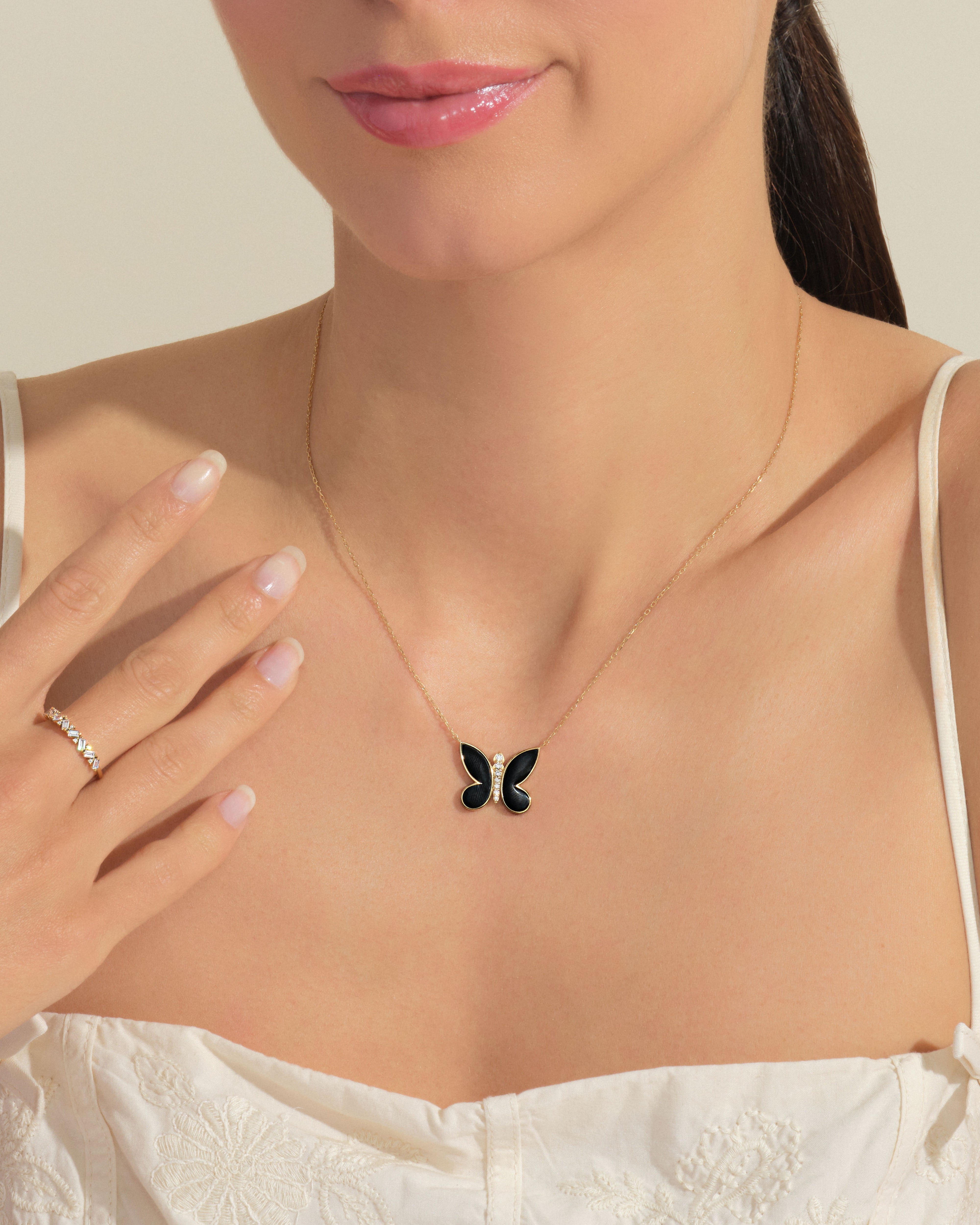  Schmetterling Halskette mit schwarzer Emaille 