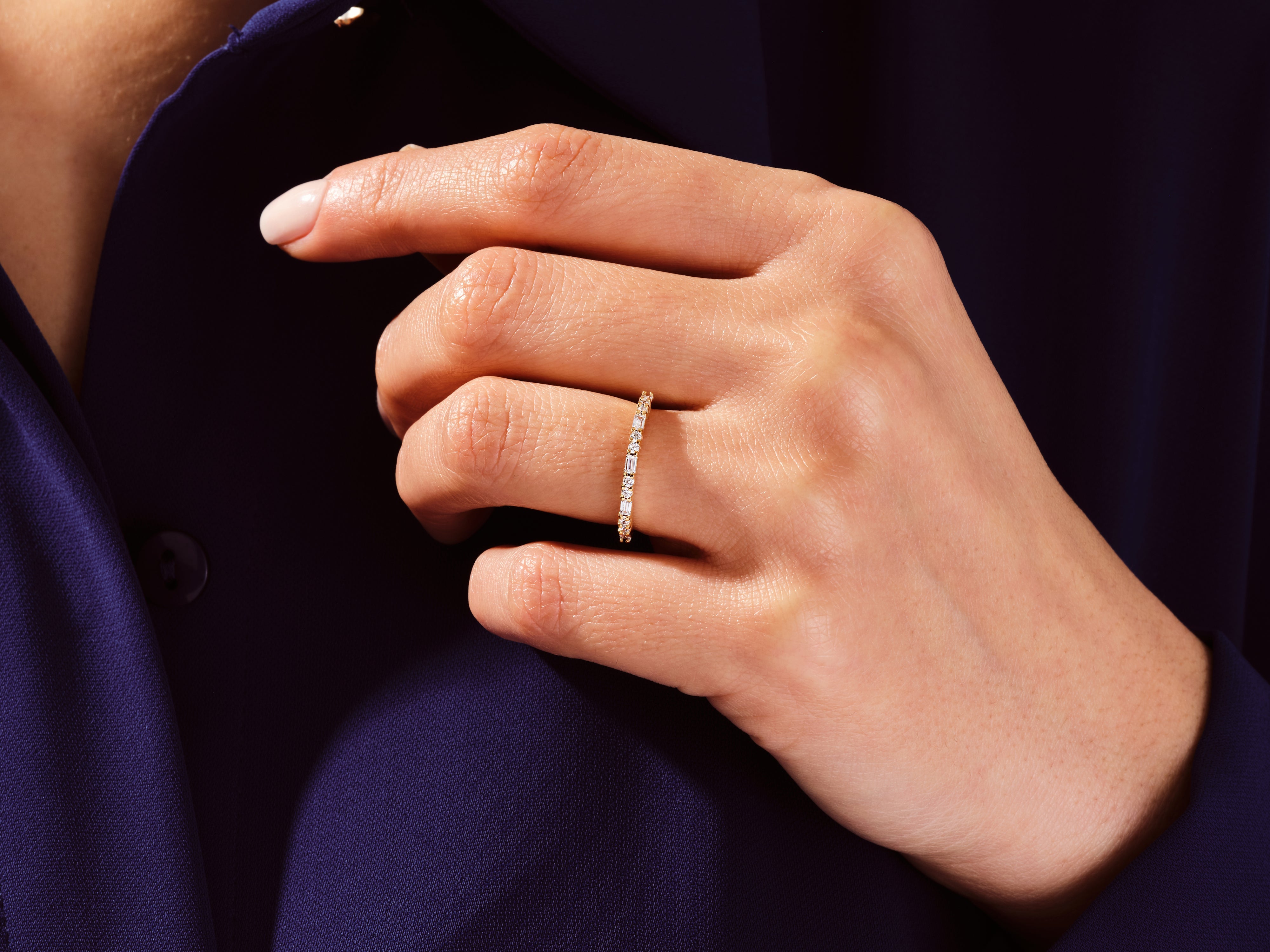 Baguetteschliff und Doppelrund-Diamant-Ehering