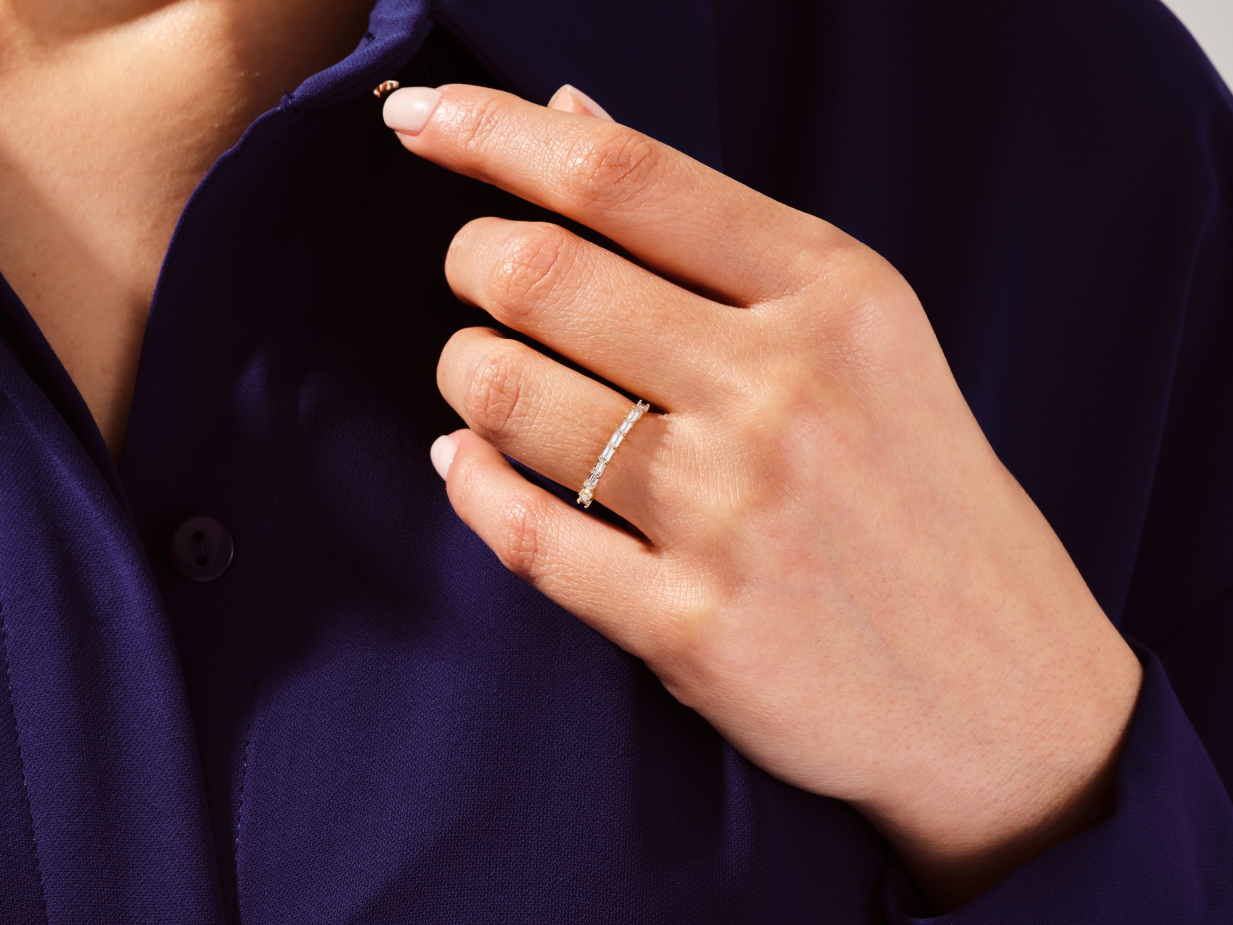 Horizontaler Baguetteschliff-Diamant-Ehering