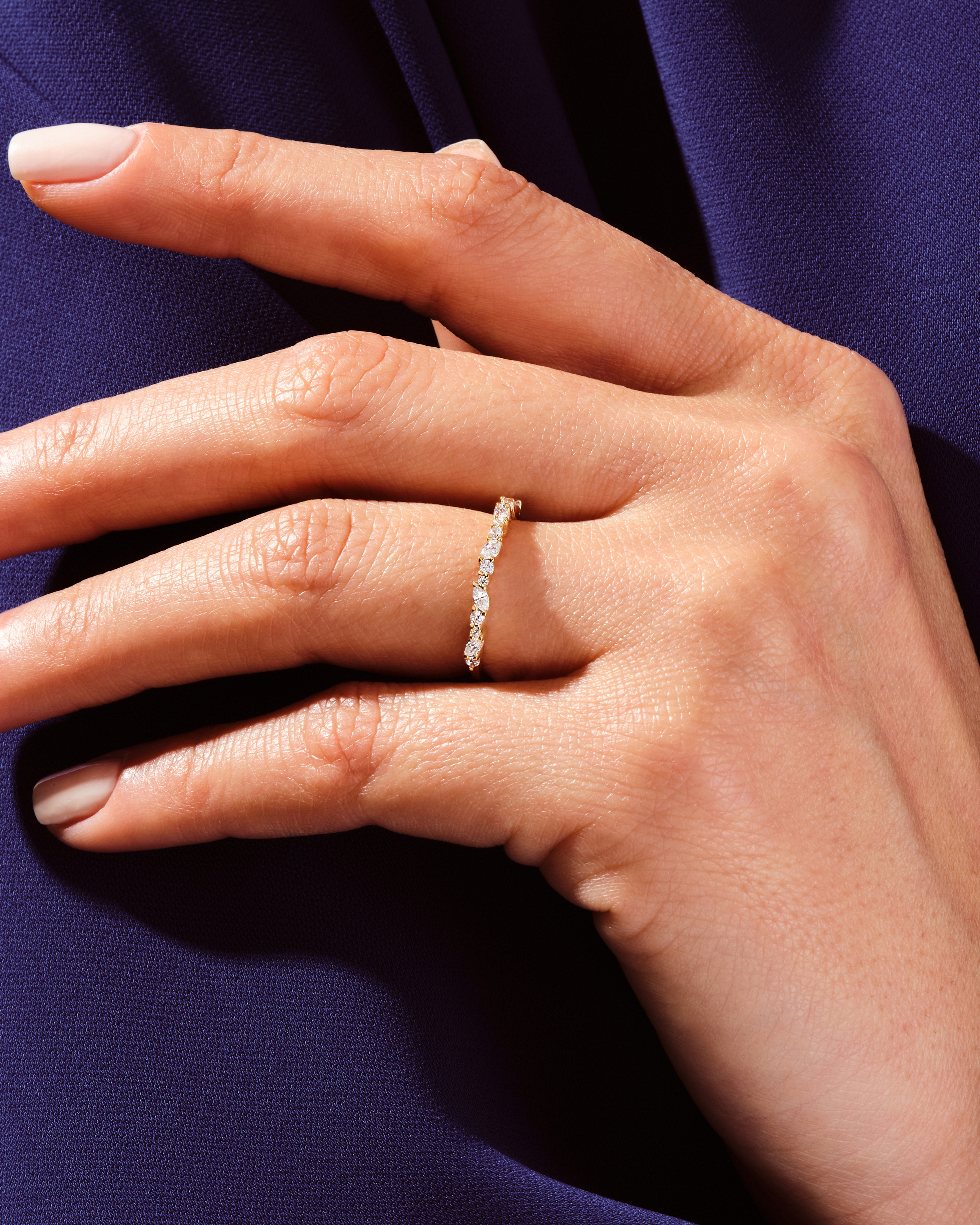 Marquise und Doppelrund Ewigkeitsring (Halbbesatz)