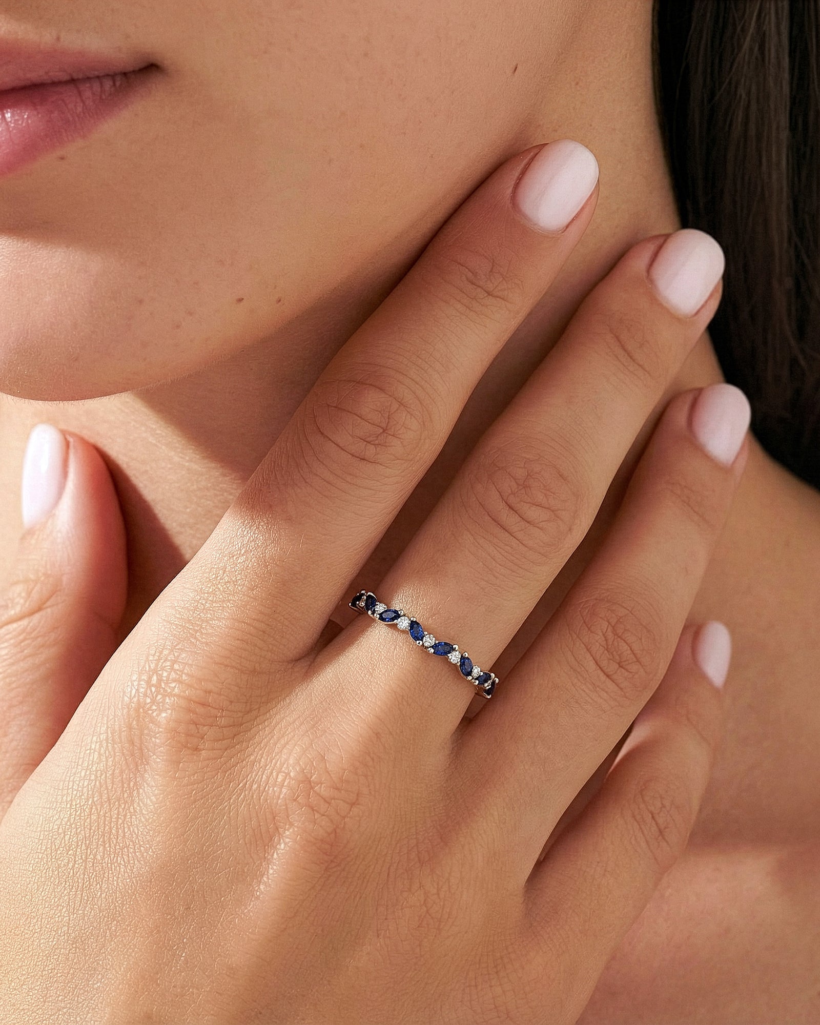 Marquise & Rundschliff Ring Detailansicht
