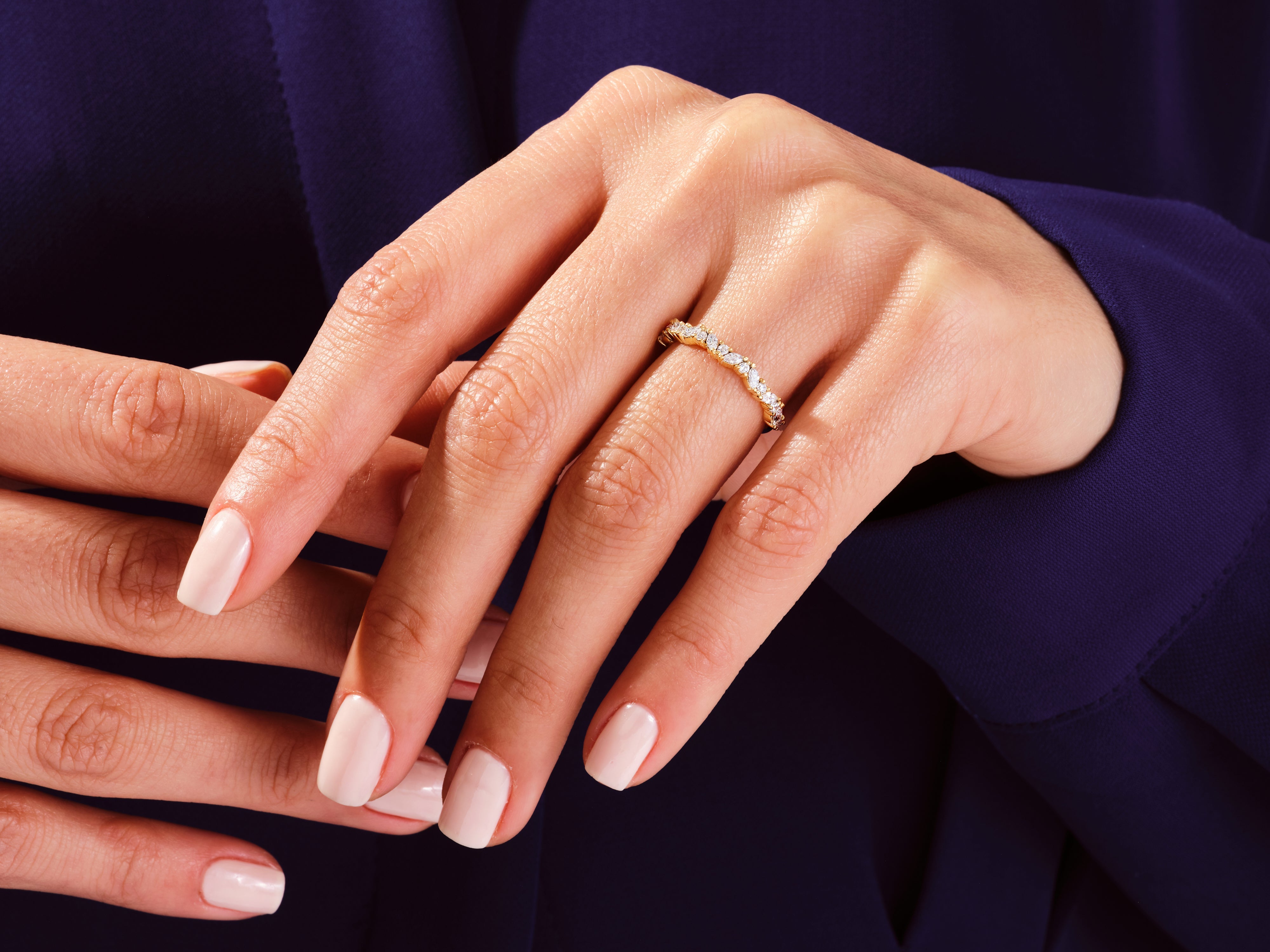 Marquise und Rund Bold Diamant-Ehering