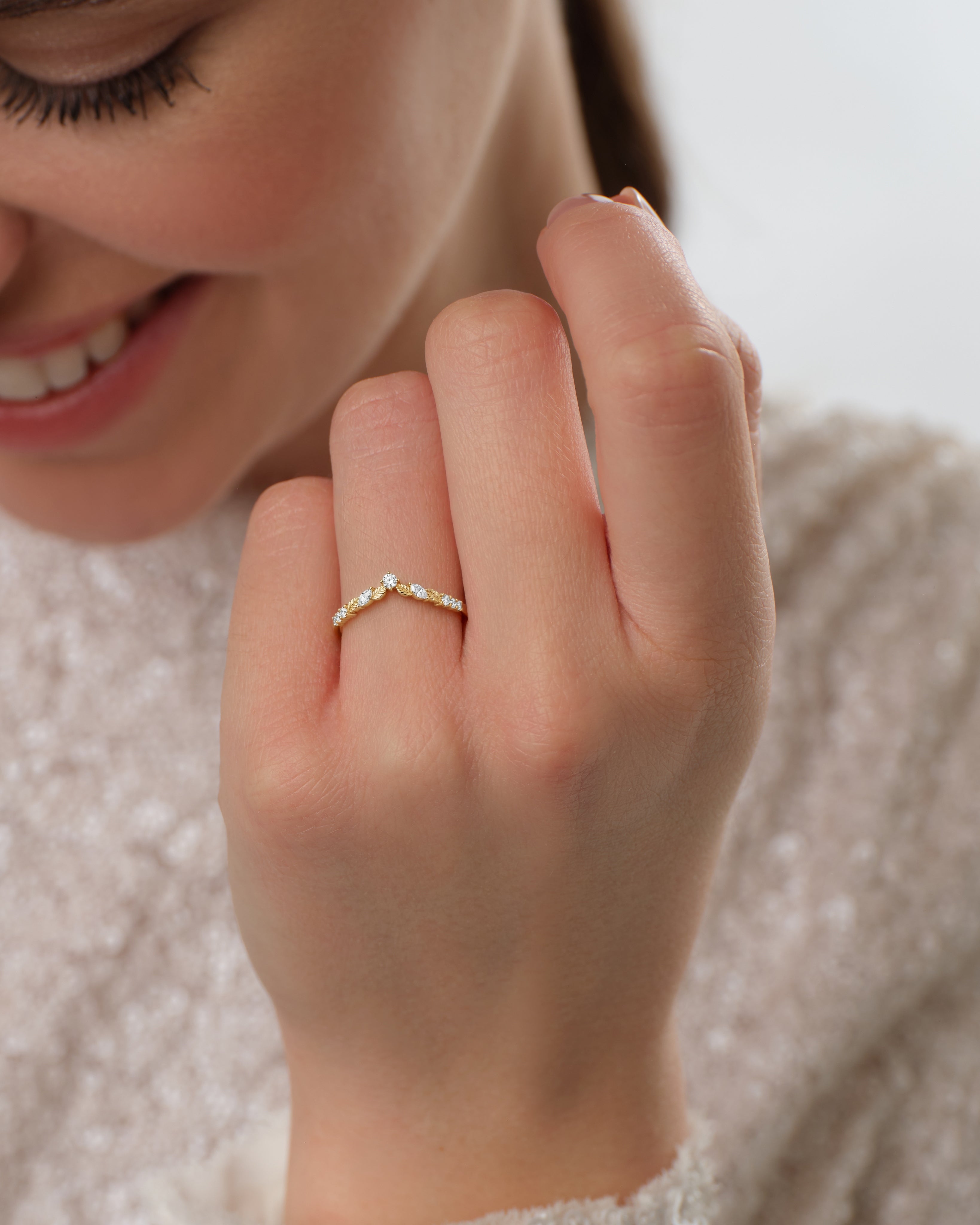 Petal Ewigkeitsring im Nesting Design (0,20 CT TW)