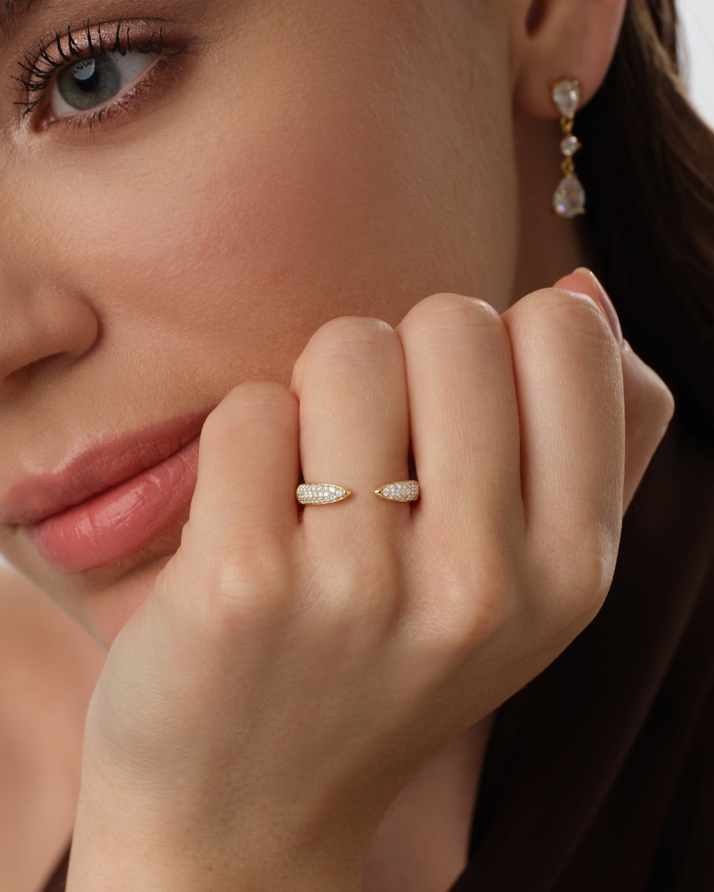 Offener Pavé Ewigkeitsring im Cuff Design (0,30 CT TW)