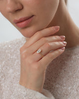 Moissanit Verlobungsring im Ovalschliff (1,50 CT)