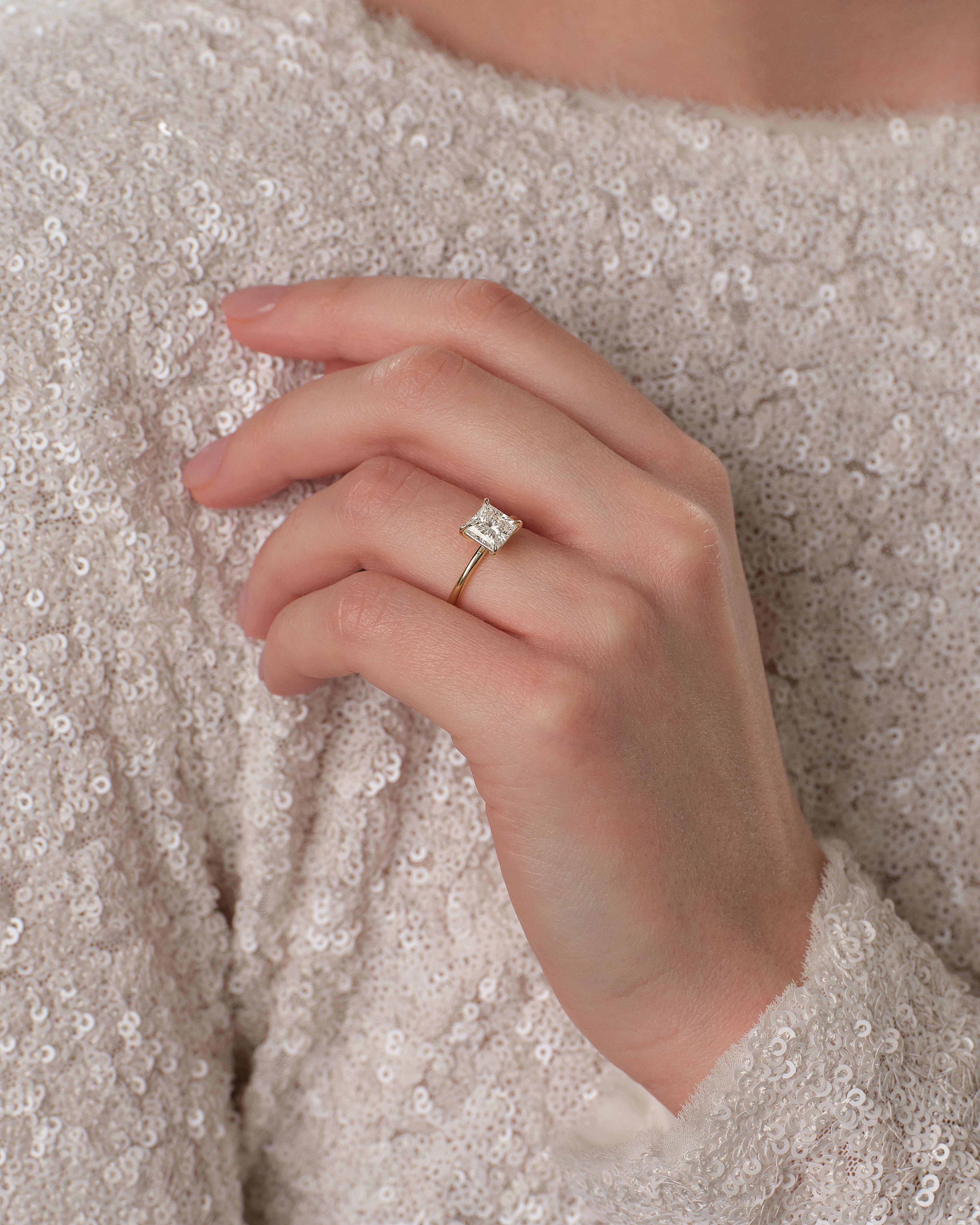 Moissanit Verlobungsring im Prinzessschliff (1,50 CT)