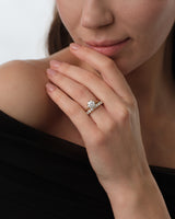 Moissanit Verlobungsring im Rundschliff und 6-Krappen-Fassung (1,50 CT)