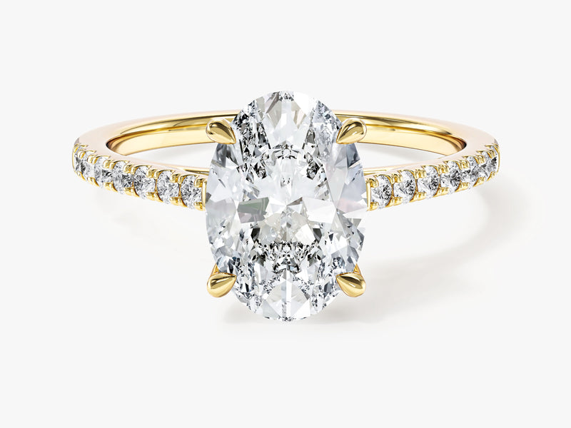Moissanit Verlobungsring im Ovalschliff mit Pave-Seitensteinen (2,00 CT)