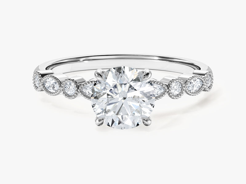 Moissanit Verlobungsring mit Marquise-Seitensteinen und Milgrain (1,00 CT)
