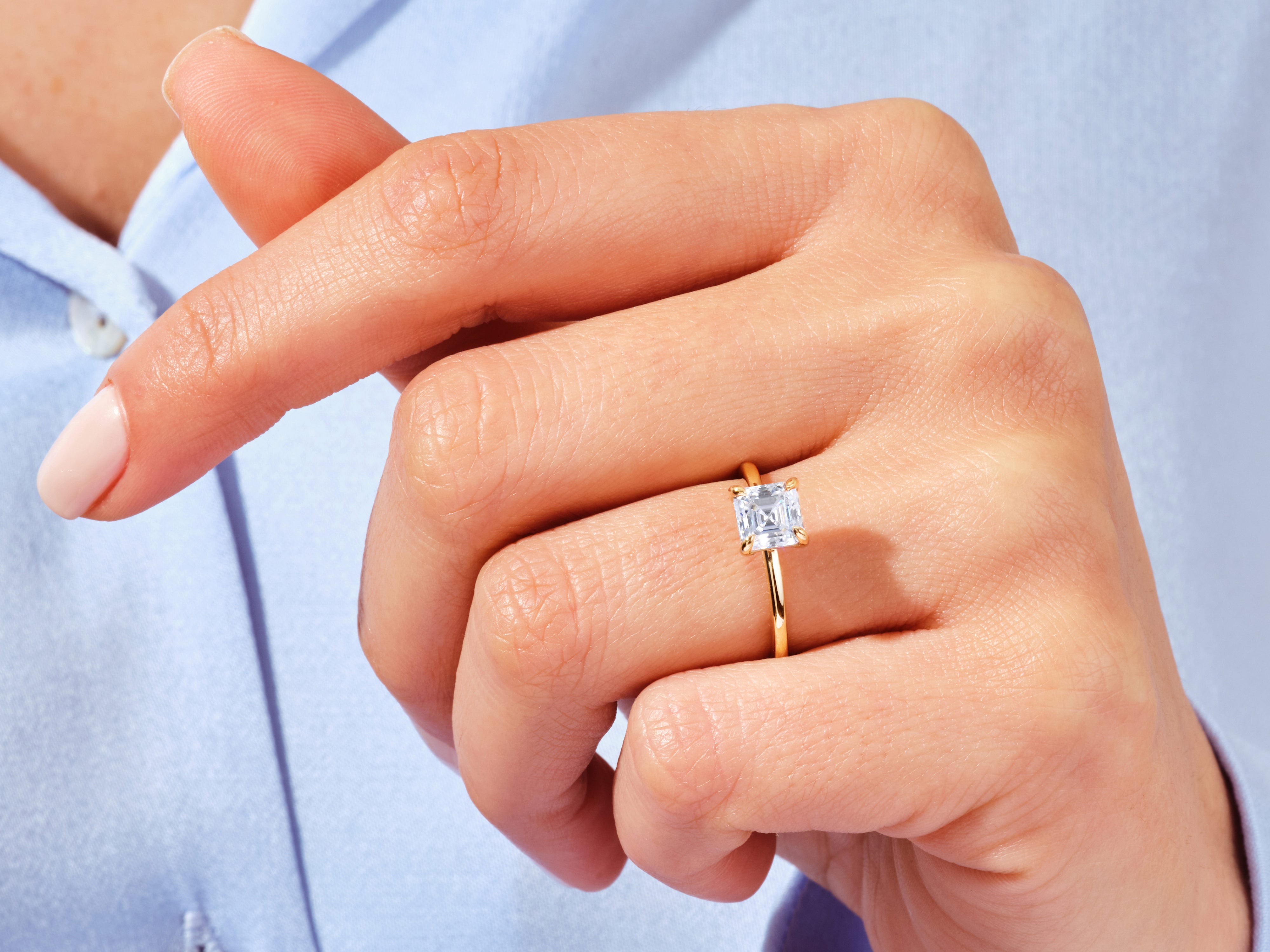 Moissanit Verlobungsring im Asscherschliff (1.50 CT)