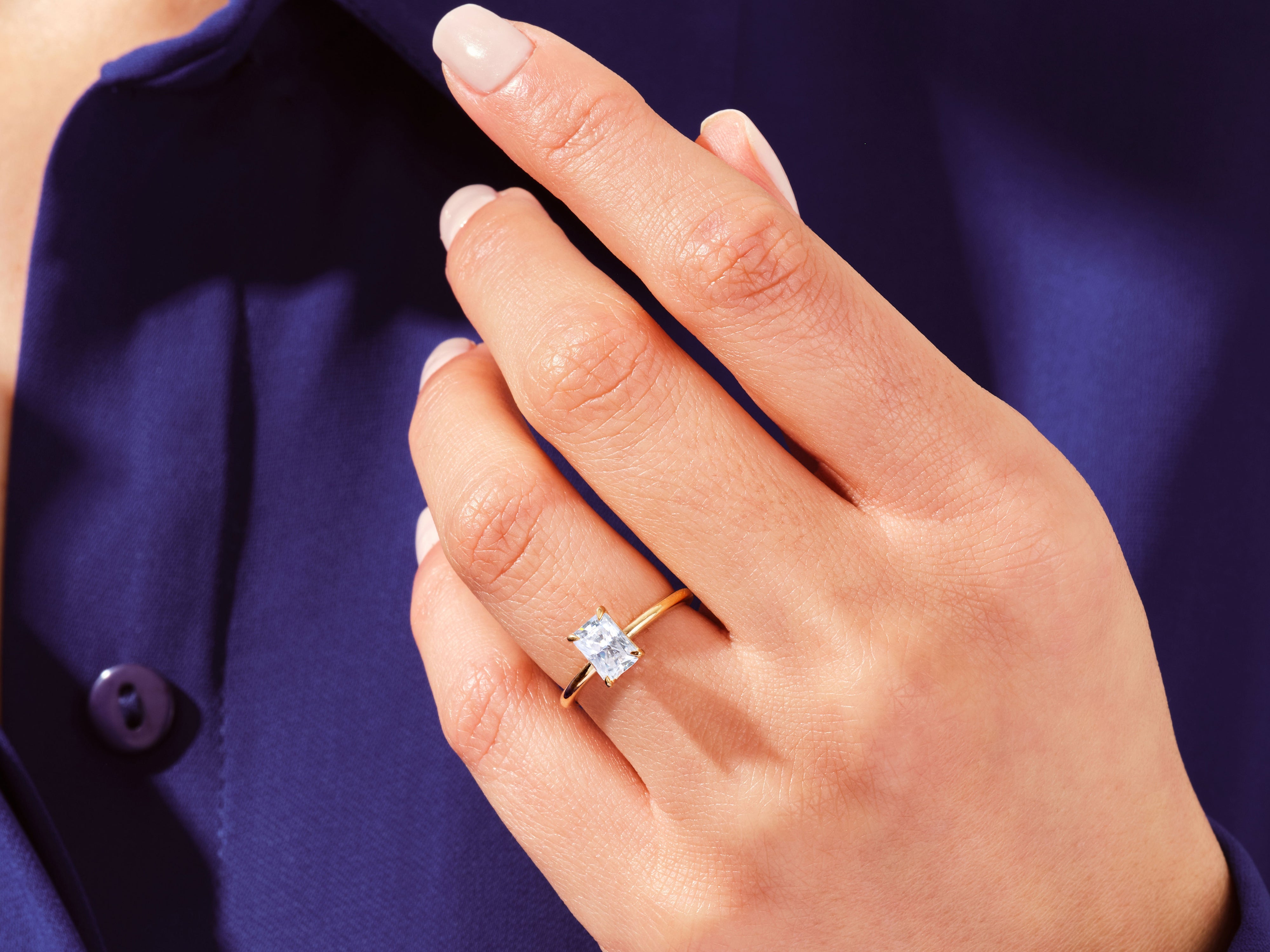 Moissanit Verlobungsring im Radiantschliff (1.00 CT)