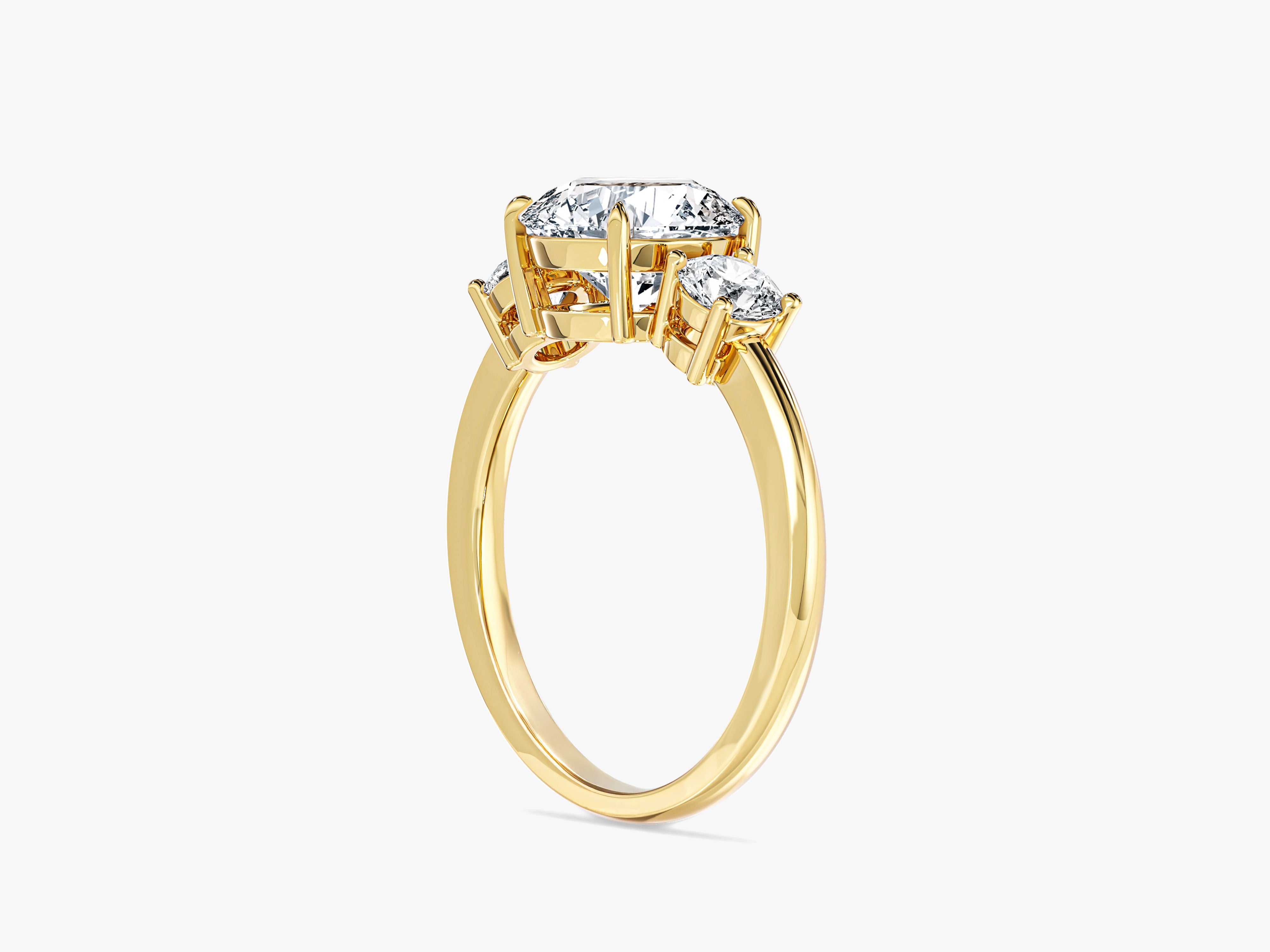 Drei Steine Moissanit Verlobungsring im Rundschliff (2,50 CT TW)