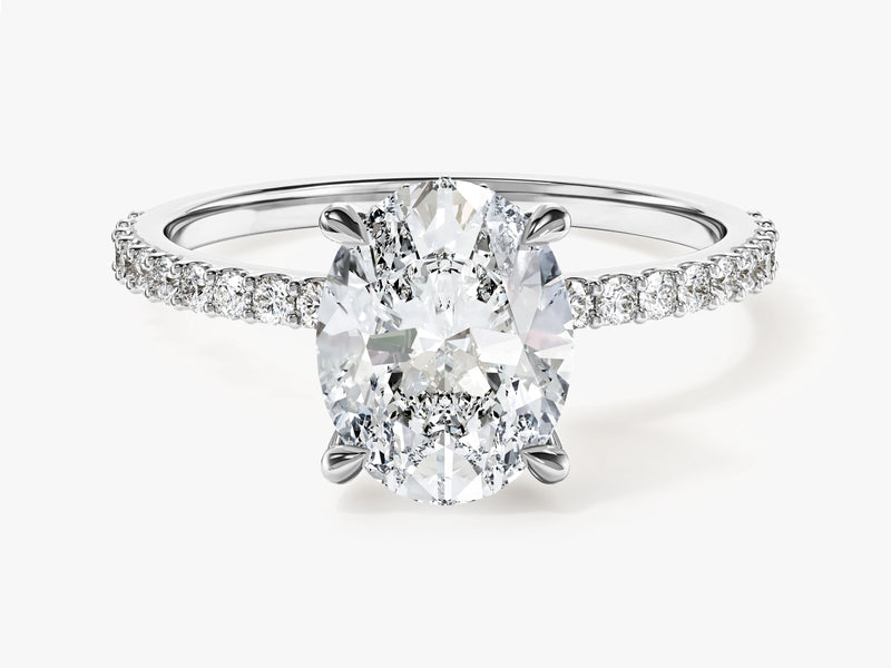 Moissanit Verlobungsring im Ovalschliff und verborgenem Halo mit Pave-Seitensteinen (2,00 CT)