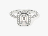 Moissanit Verlobungsring im Smaragdschliff Halo mit Pave-Seitensteinen (1.00 CT)