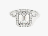 Moissanit Verlobungsring im Smaragdschliff Halo mit Seitensteinen (2.00 CT)
