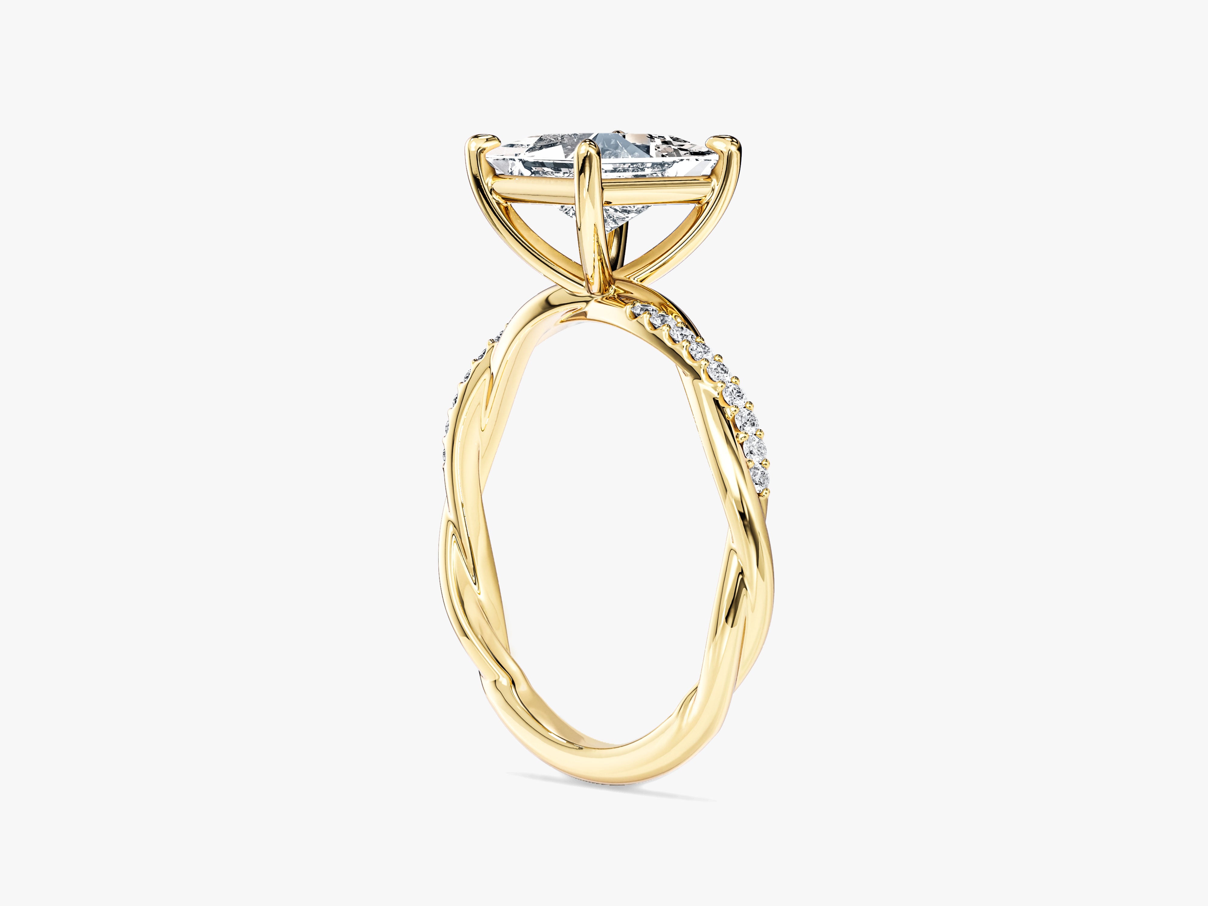 Twist Moissanit Verlobungsring im Prinzessschliff mit Seitensteinen (2,00 CT)