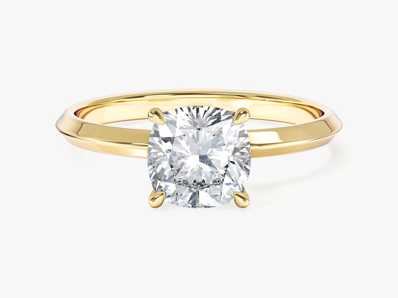 Moissanit Verlobungsring im Kissenschliff mit Messer-Kante (1,50 CT)