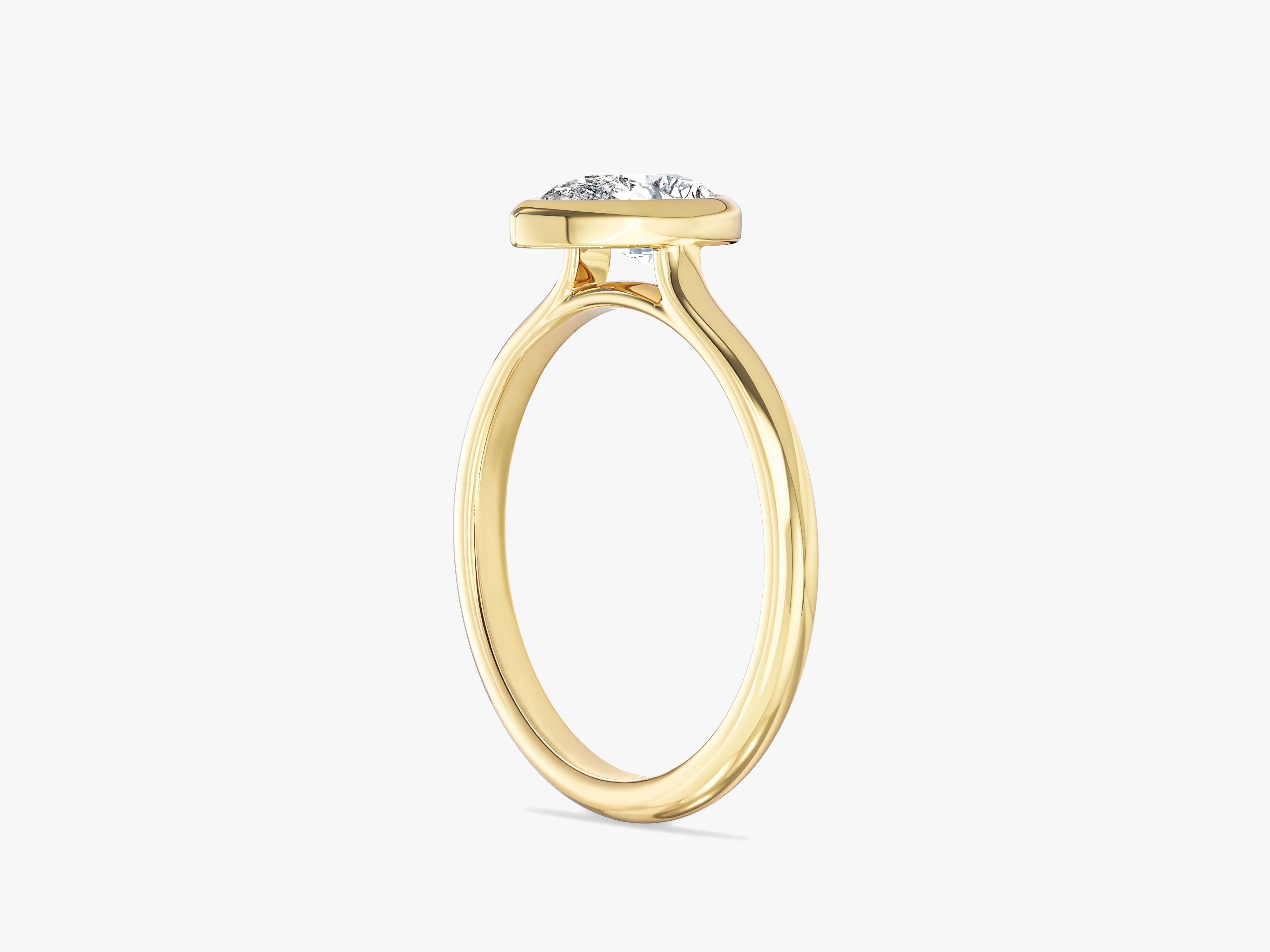 Moissanit Verlobungsring im Bezel-Tropfenschliff (1,00 CT)