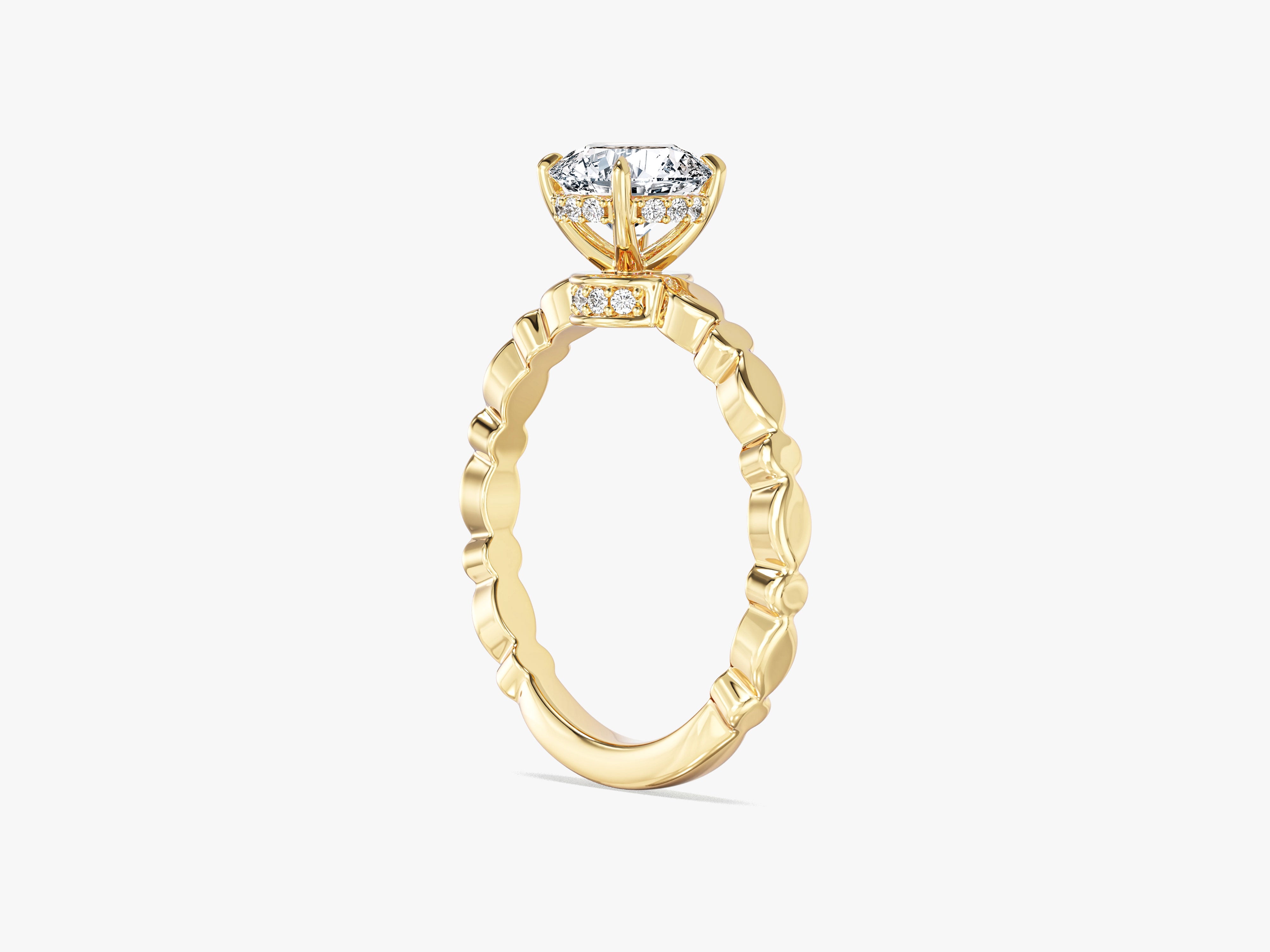 Moissanit-Verlobungsring mit Twisted-Ringschiene
