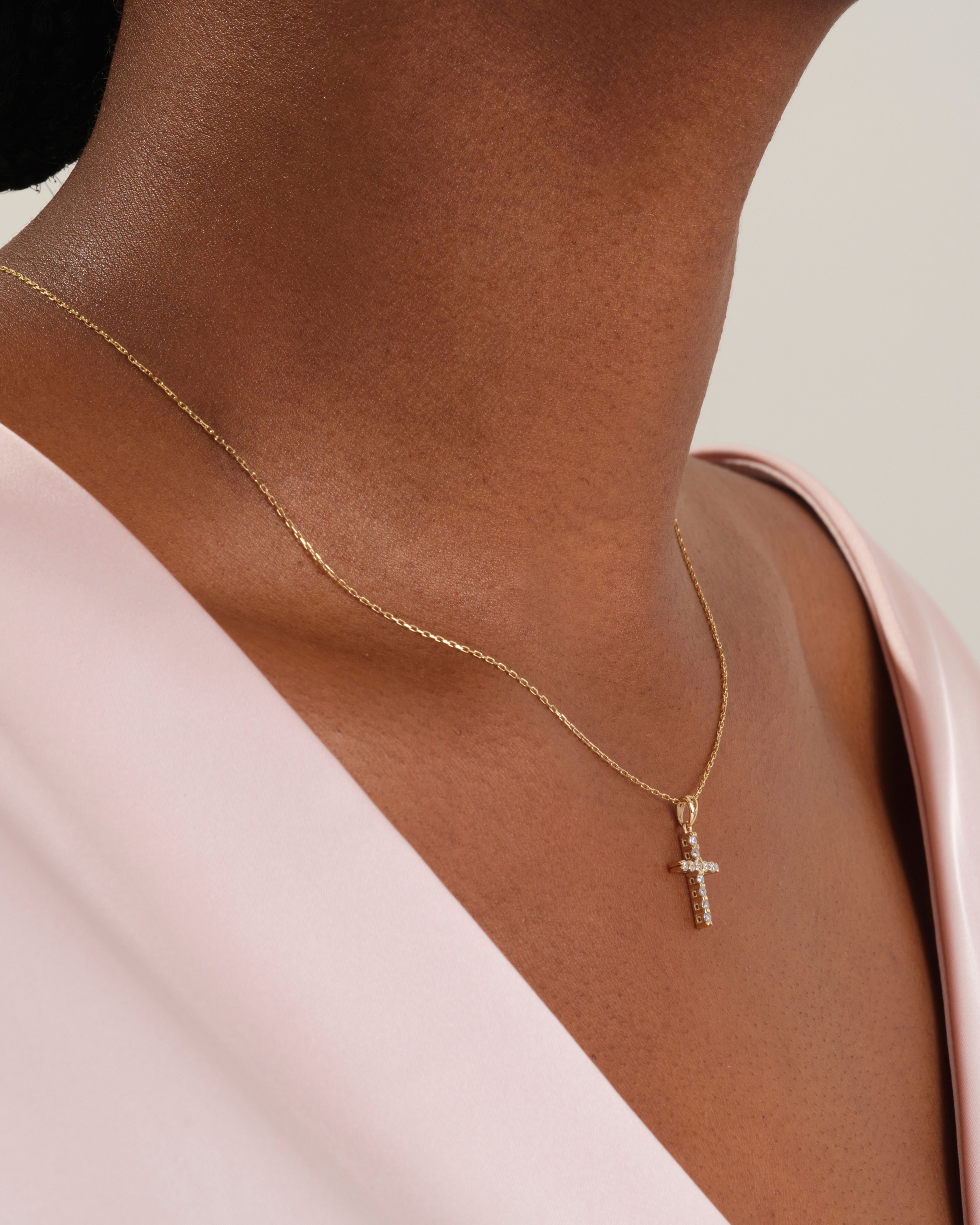 Diamant Cross Halskette (0,22 ct)