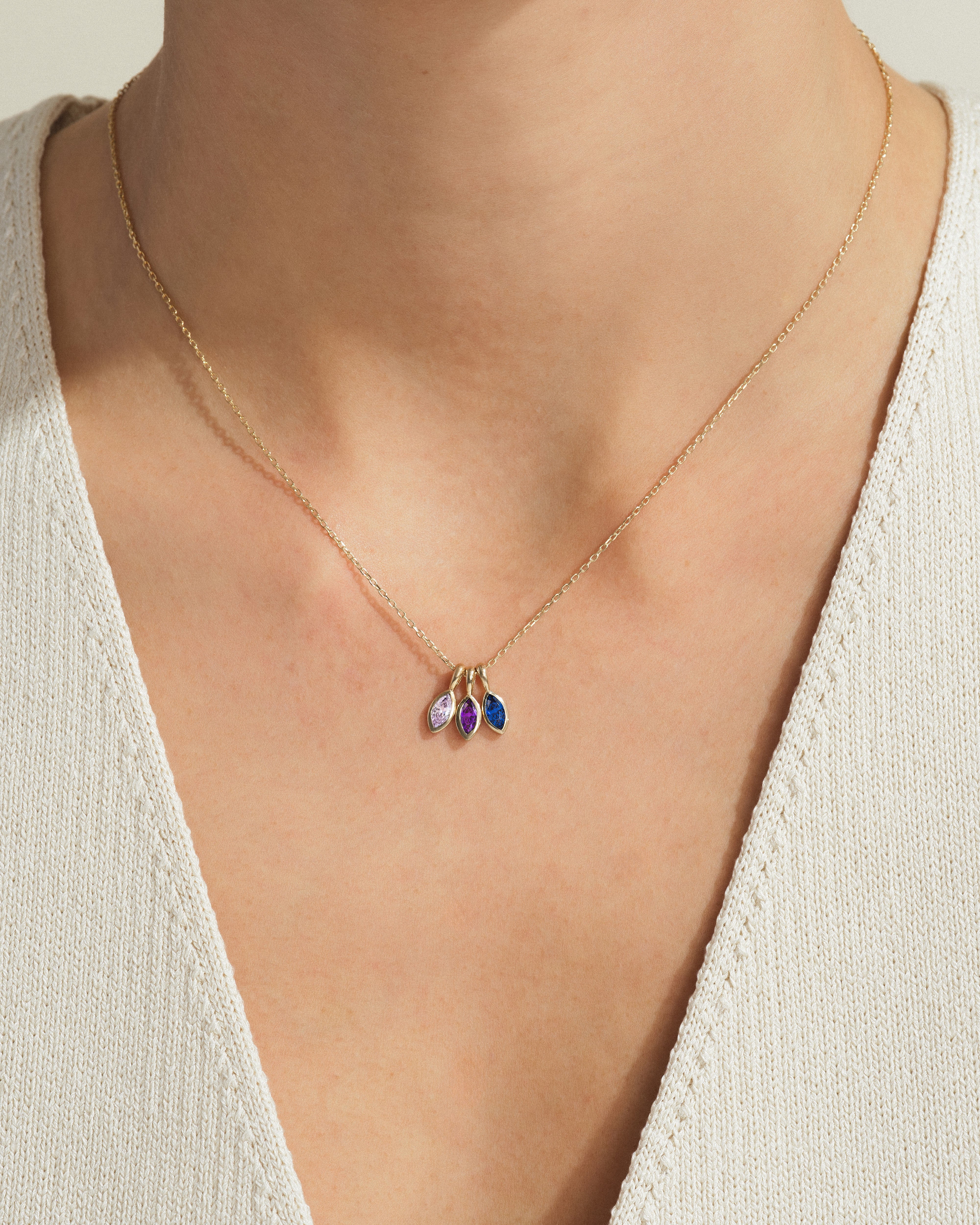 Familien Halskette mit Marquise Geburtssteinen