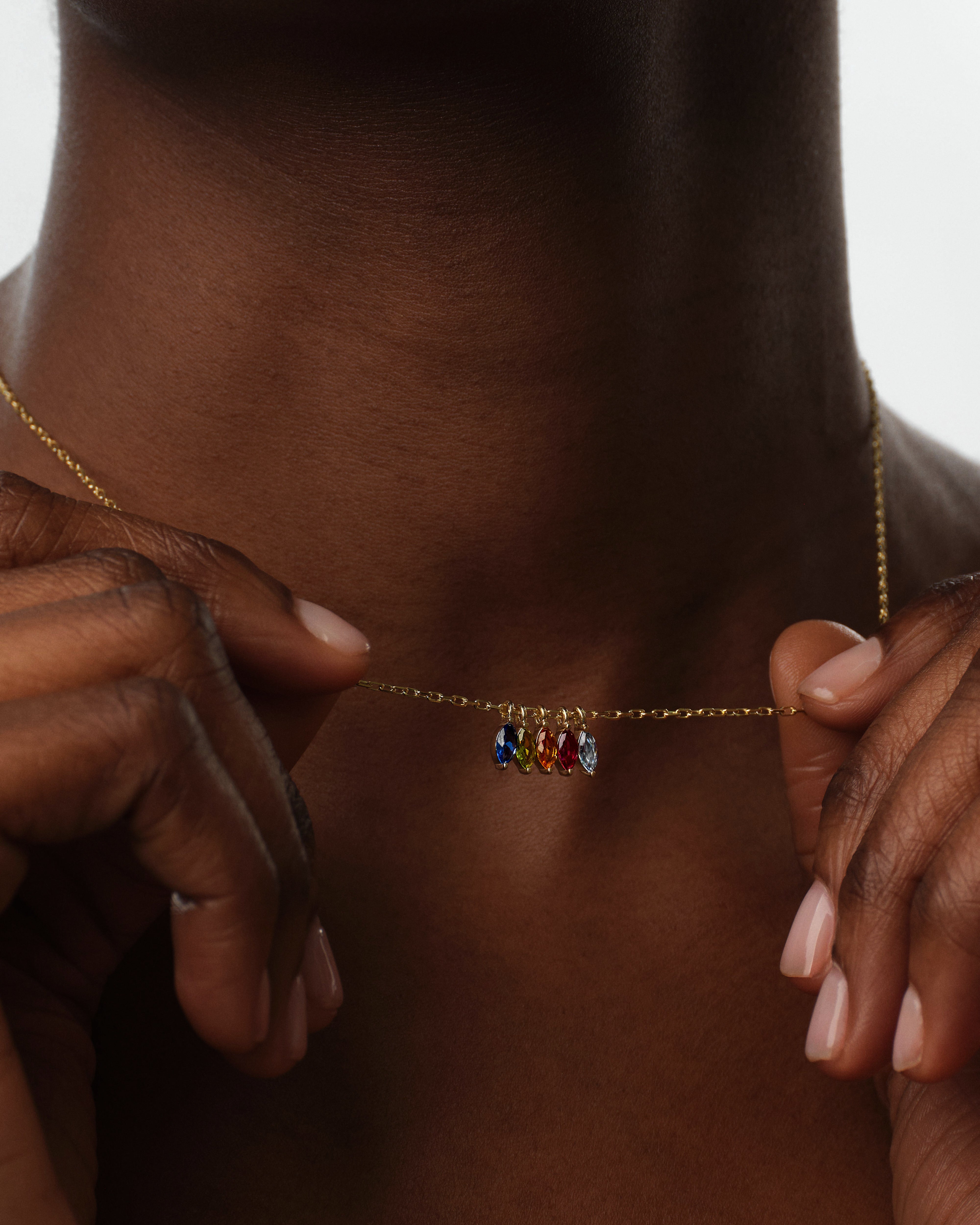 Halskette mit Marquise Geburtsstein Anhänger