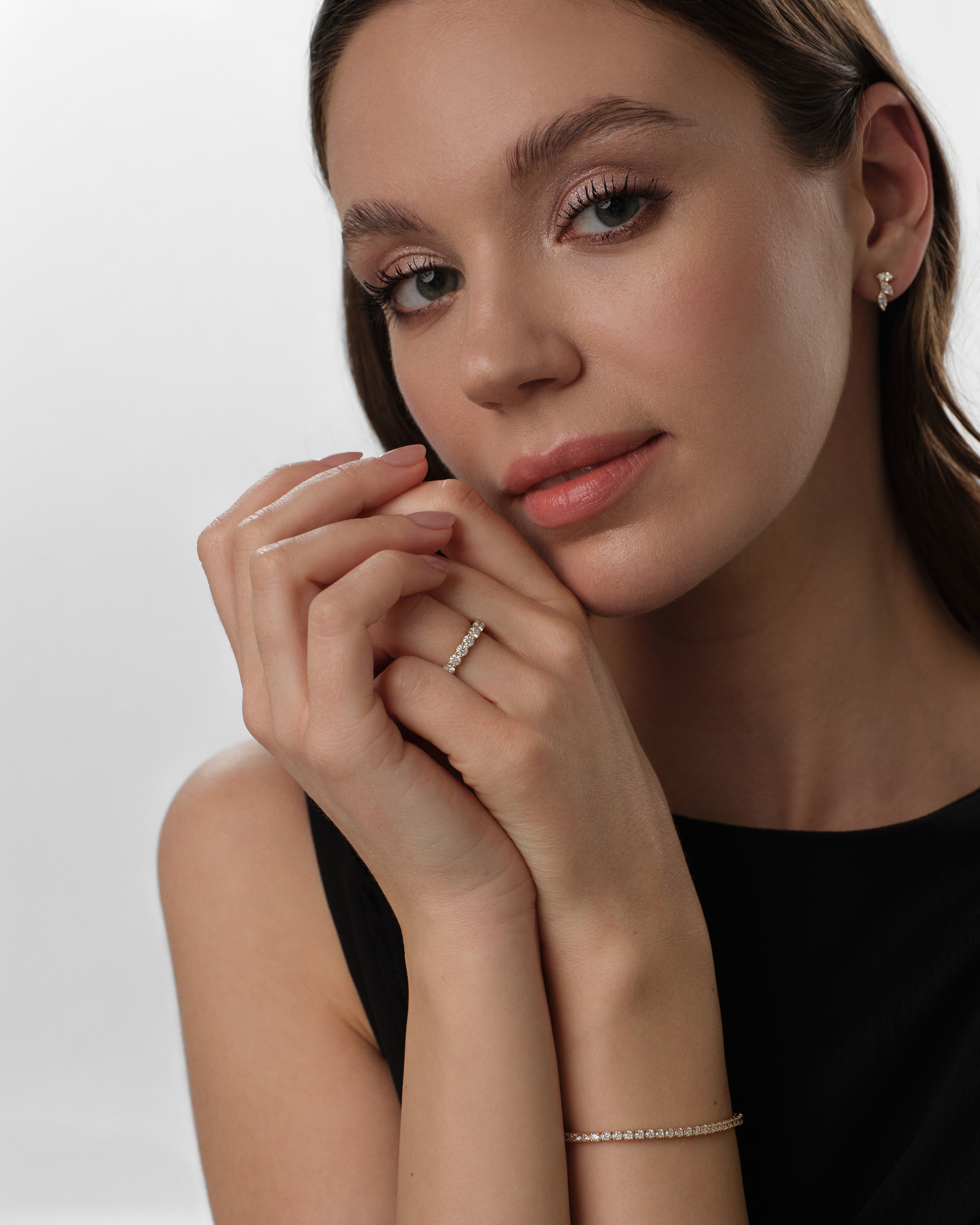 Ewigkeitsring mit geteilten Krappen (2,00 CT TW)