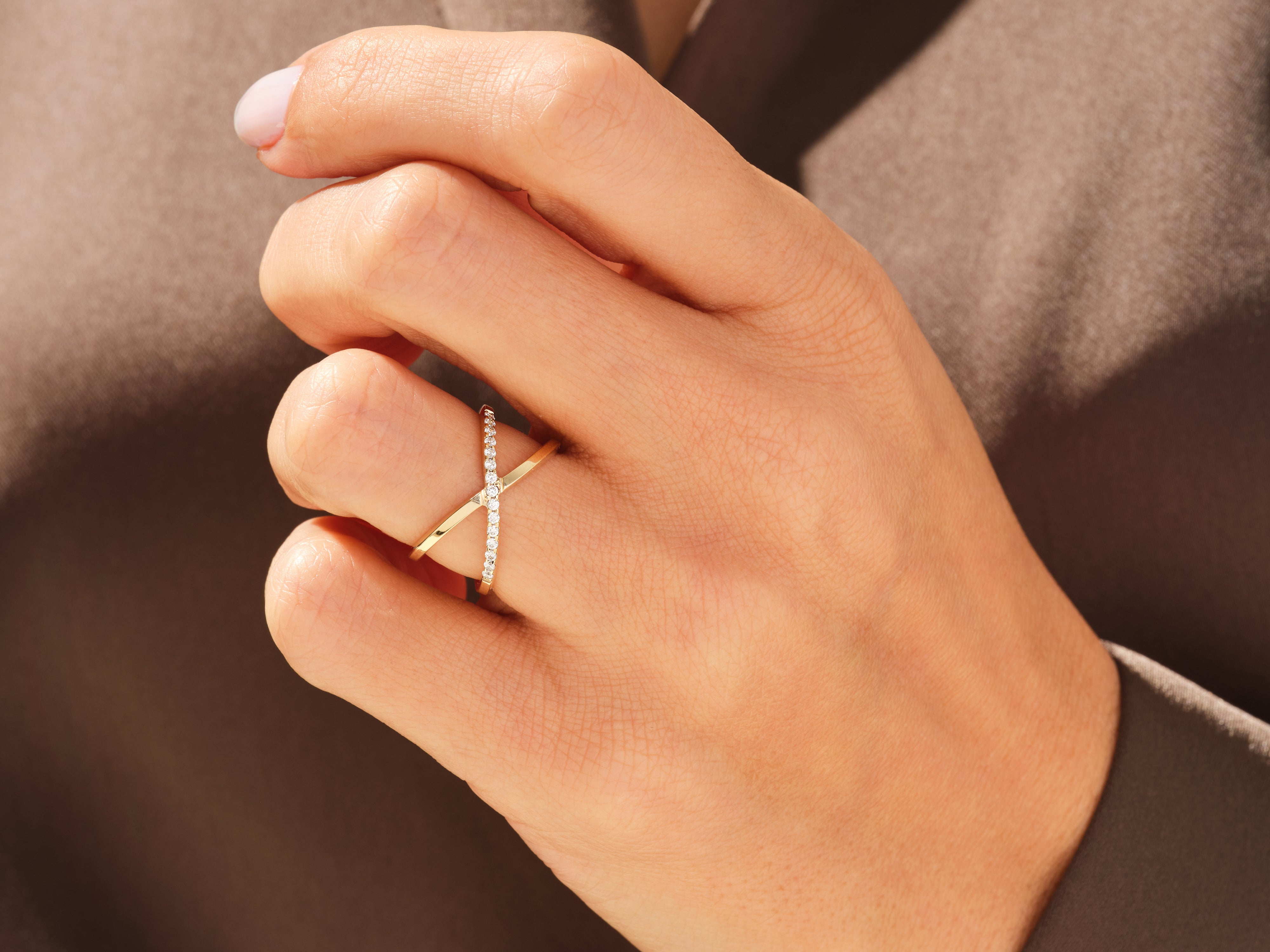 Halfway Criss Cross Moissanit-Ehering