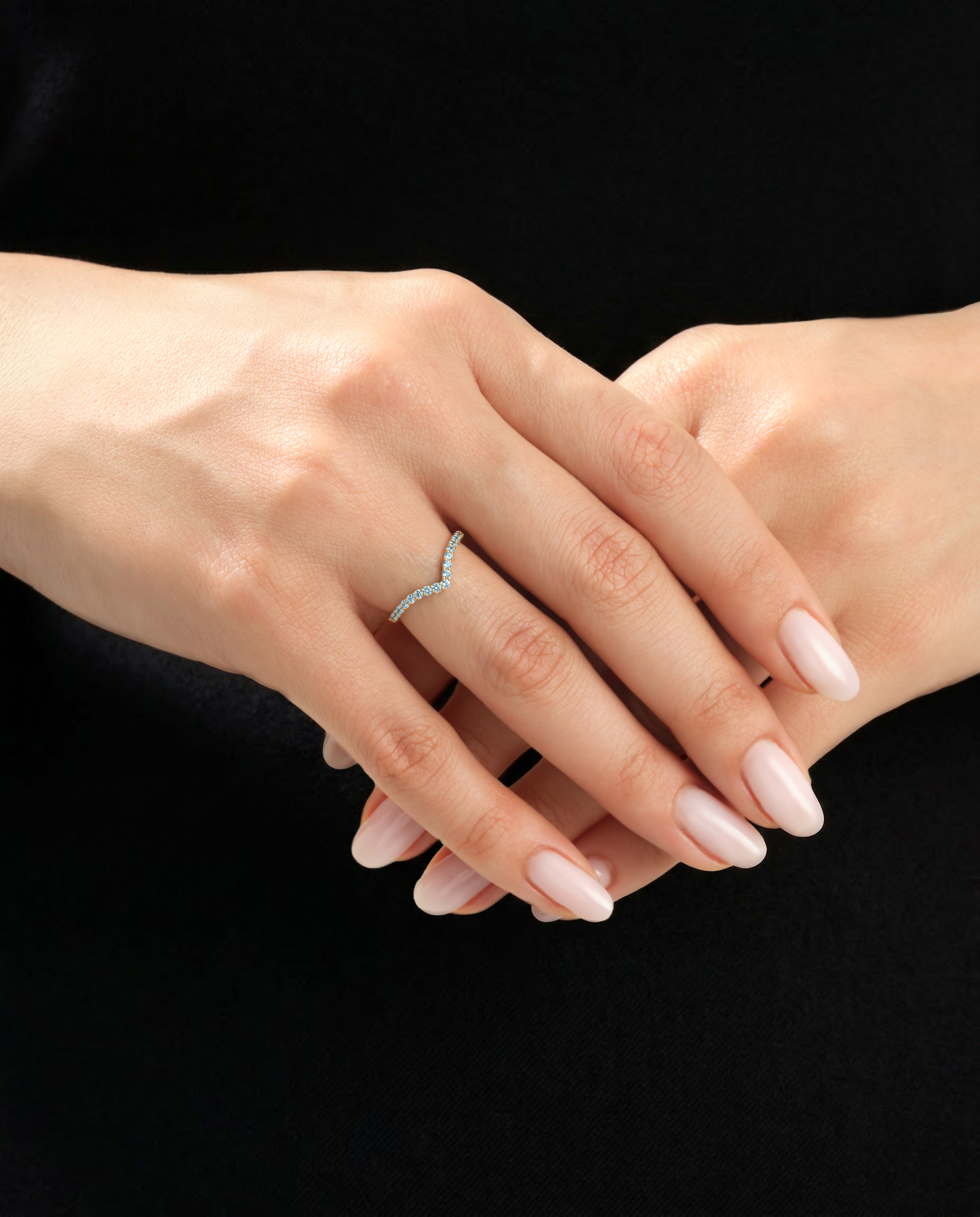 V - Geburtsstein Ring
