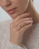 Moissanit Verlobungsring im Ovalschliff (1,50 CT)